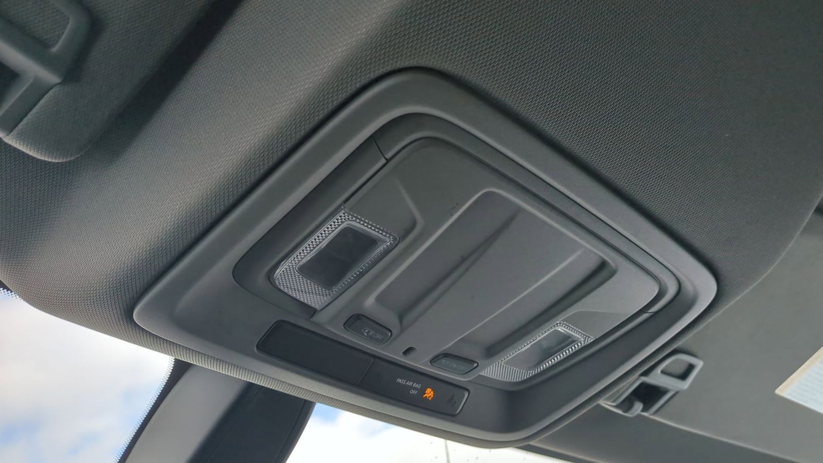 Thumbnail: 2020 Chevrolet Silverado 1500 - 27