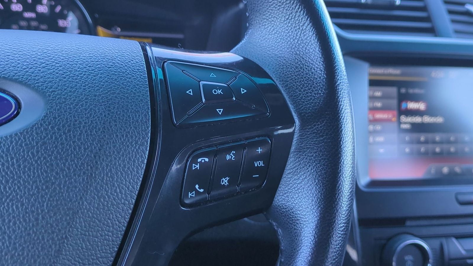 Thumbnail: 2016 Ford Explorer - 22