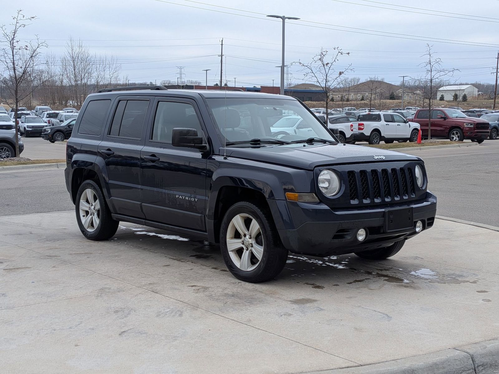 Thumbnail: 2014 Jeep Patriot - 9