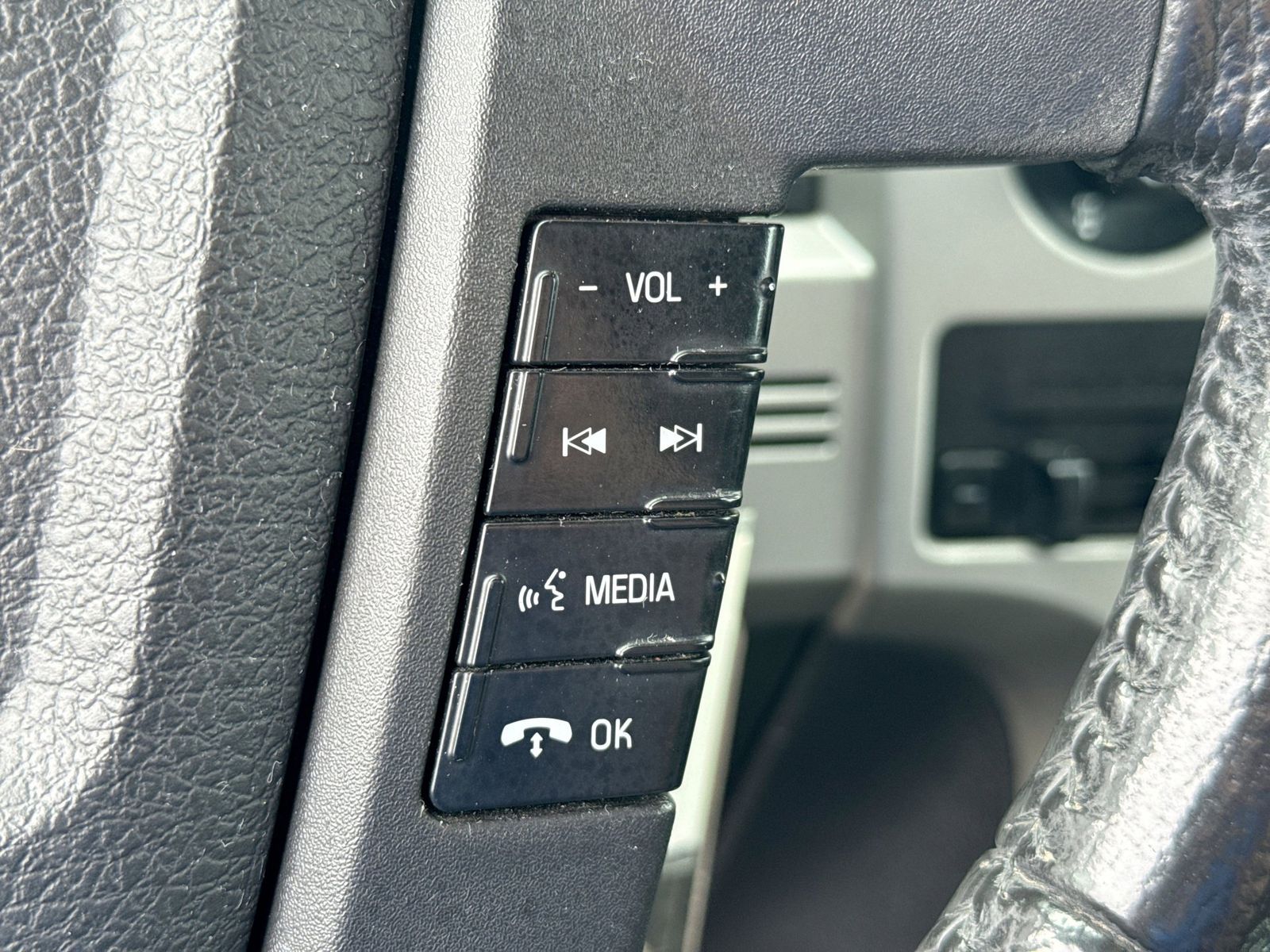Thumbnail: 2011 Ford F-150 - 25
