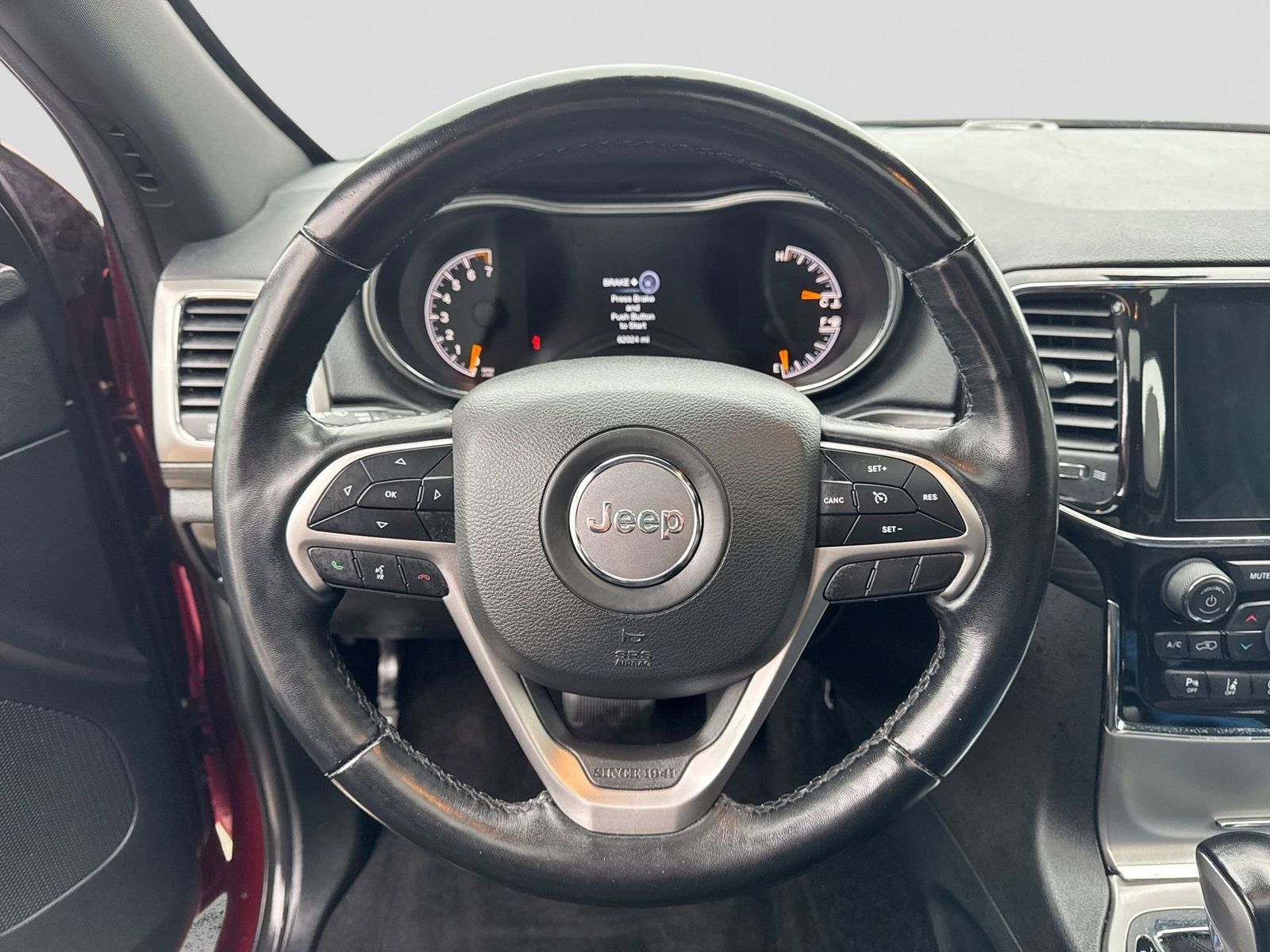 Thumbnail: 2022 Jeep Grand Cherokee - 25