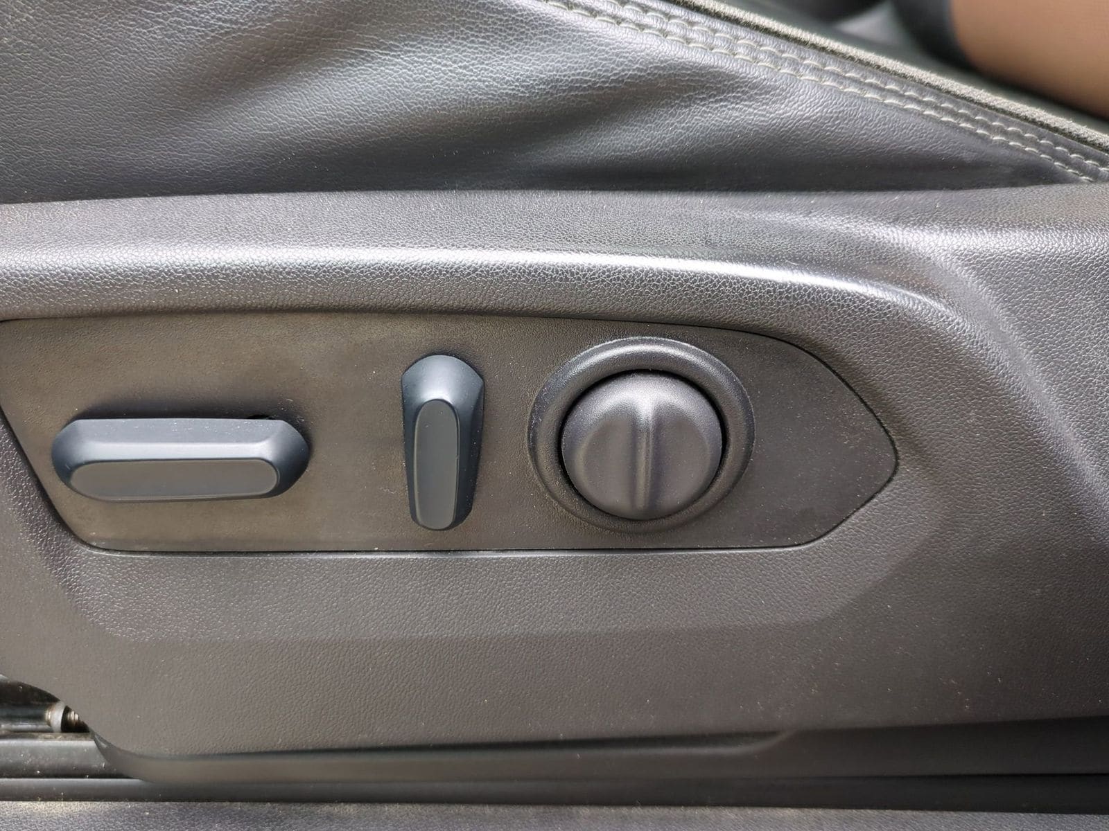 Thumbnail: 2023 Chevrolet Silverado 2500 - 22