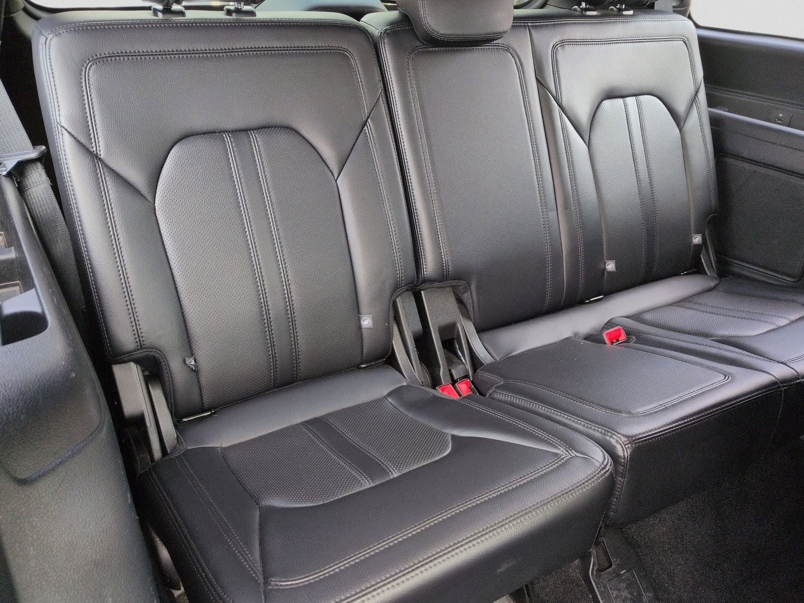 Thumbnail: 2019 Ford Expedition - 26