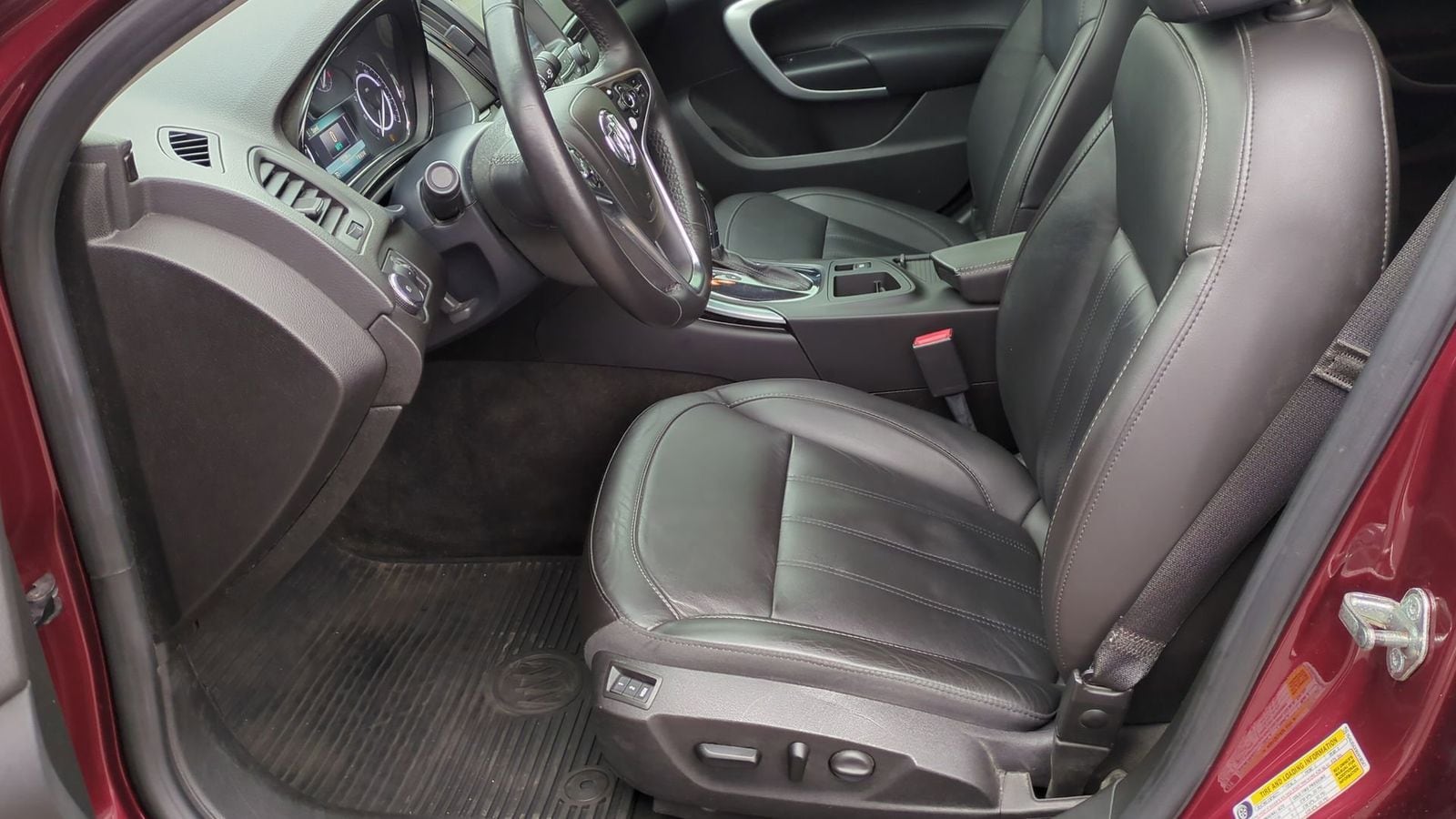 Thumbnail: 2016 Buick Regal - 17