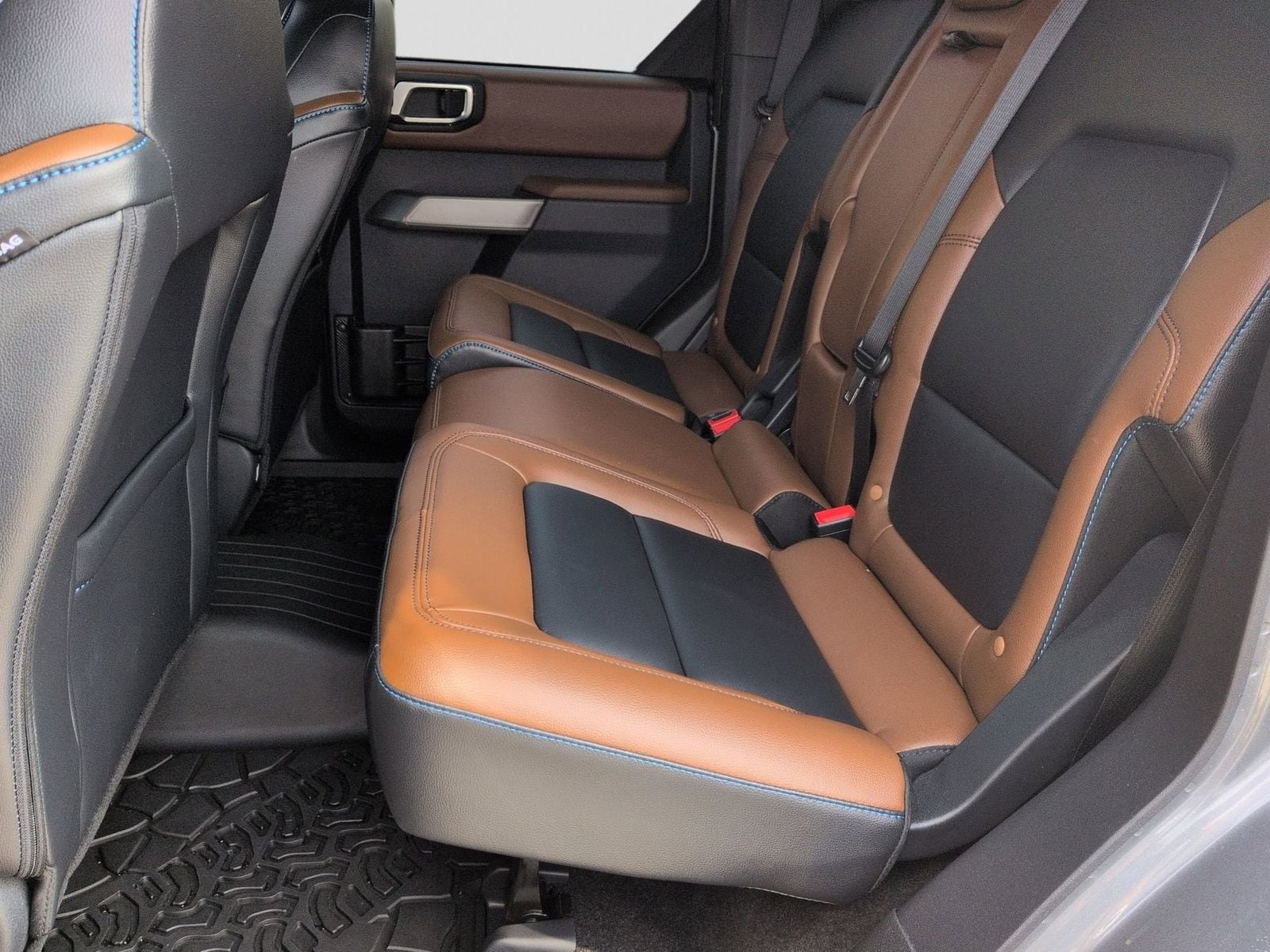 Thumbnail: 2023 Ford Bronco - 24