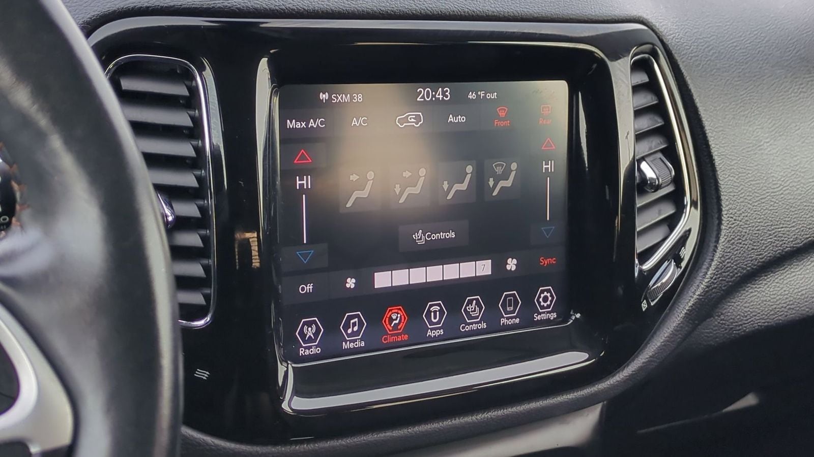 Thumbnail: 2020 Jeep Compass - 31