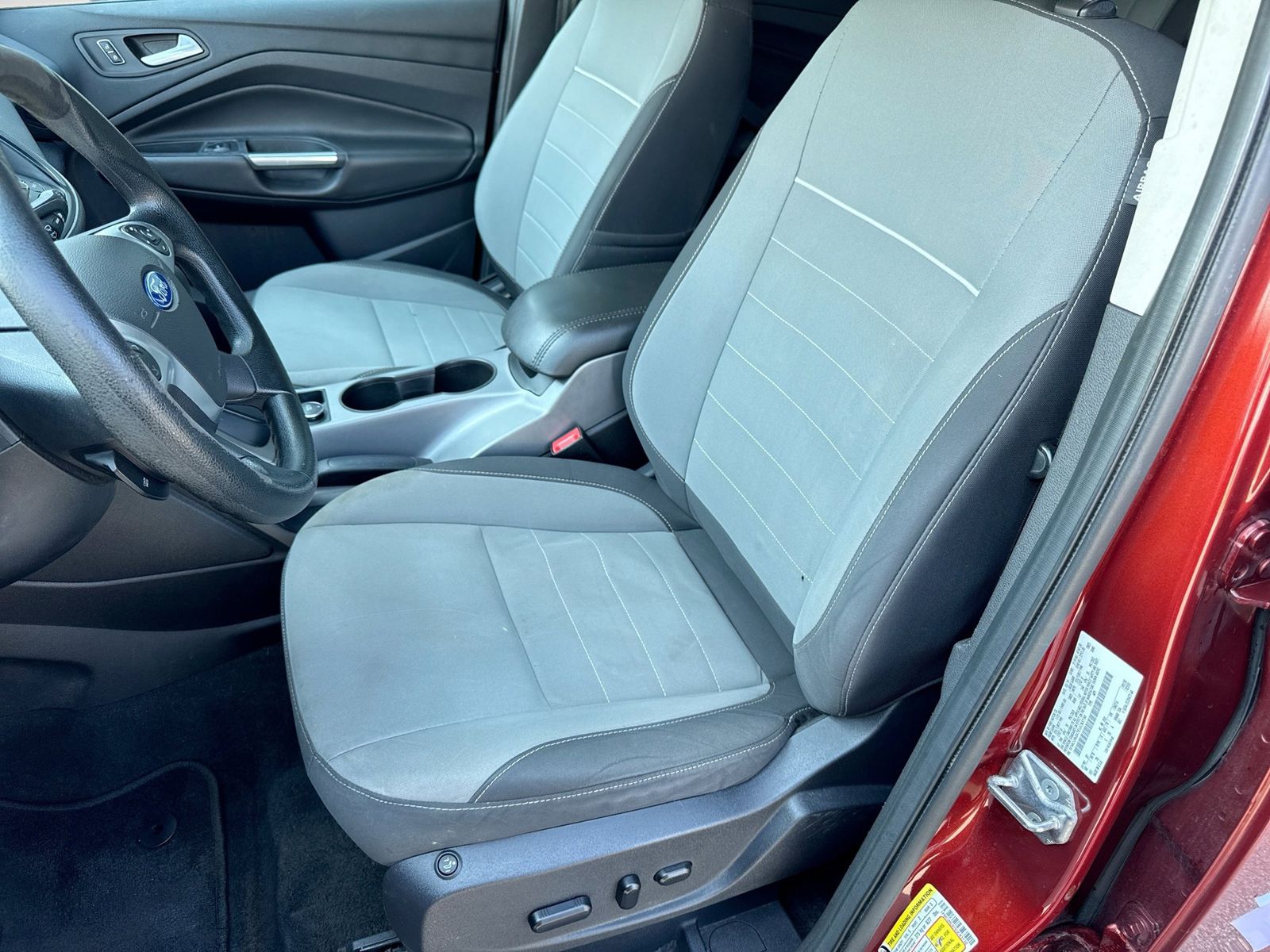 Thumbnail: 2014 Ford Escape - 17