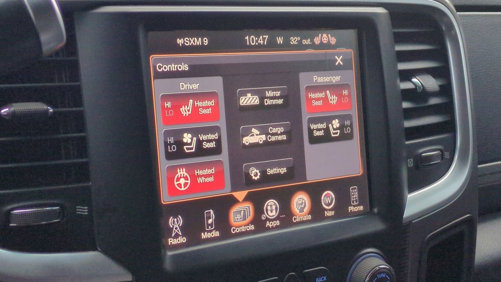 Thumbnail: 2015 RAM 2500 - 39