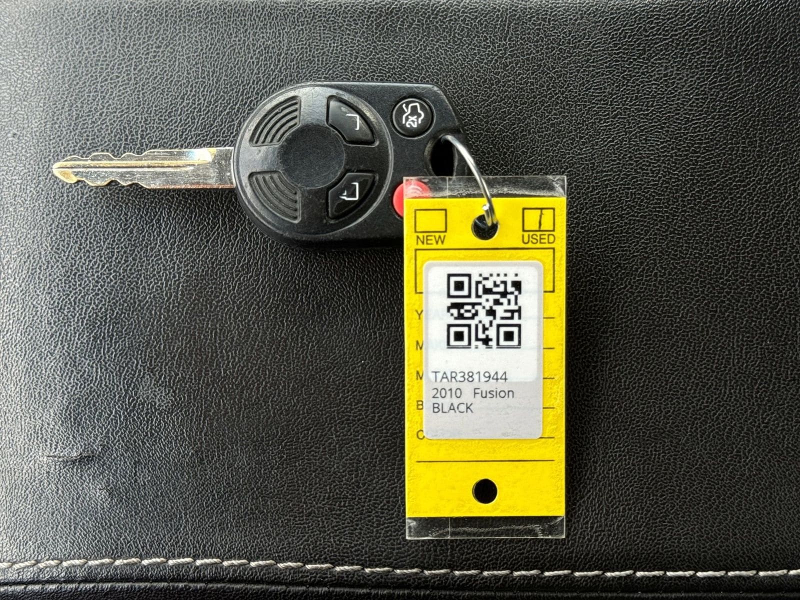 Thumbnail: 2010 Ford Fusion - 15