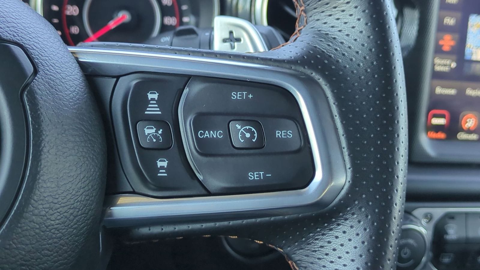 Thumbnail: 2021 Jeep Wrangler - 27