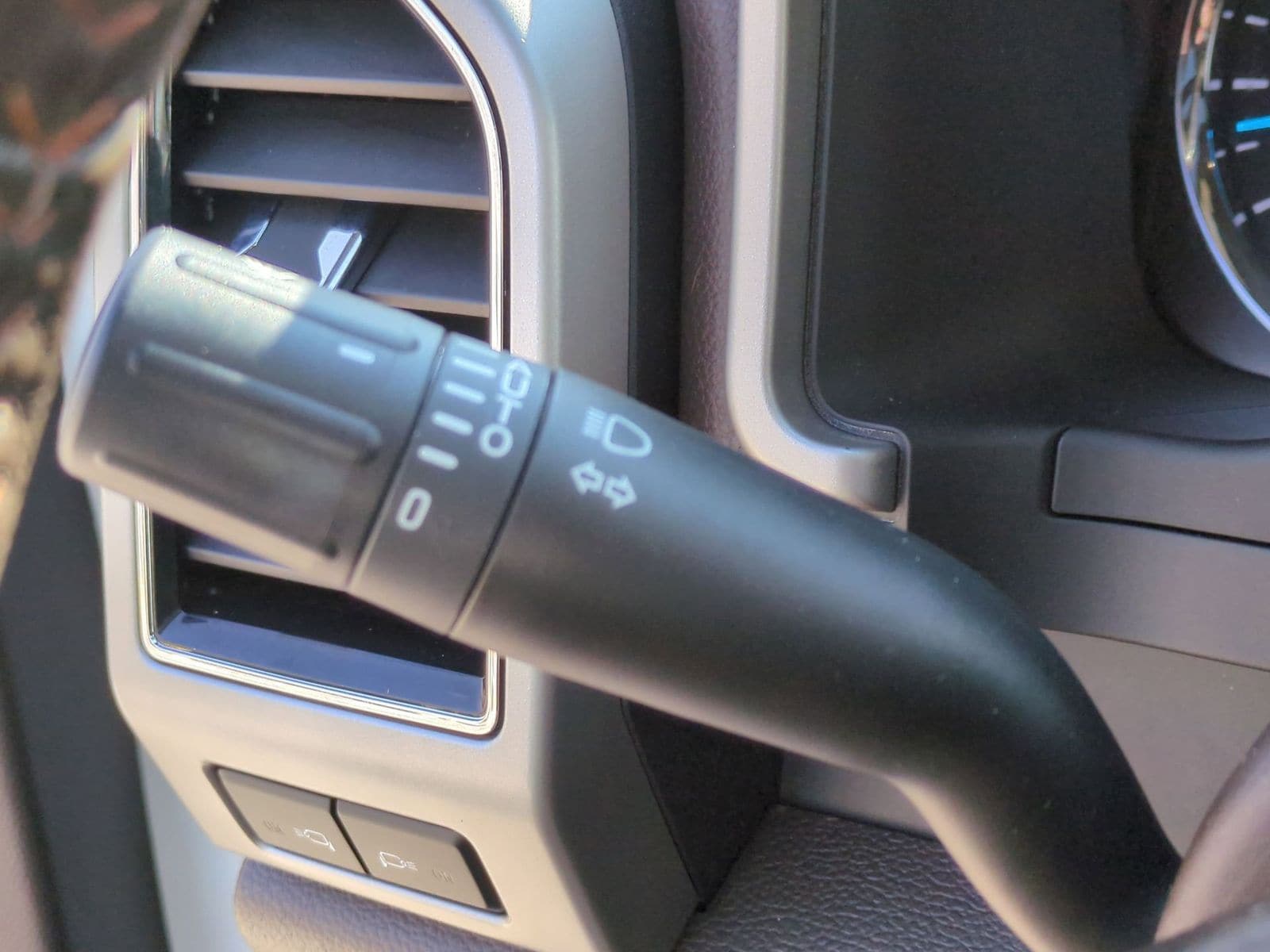 Thumbnail: 2022 Ford F-450 - 36