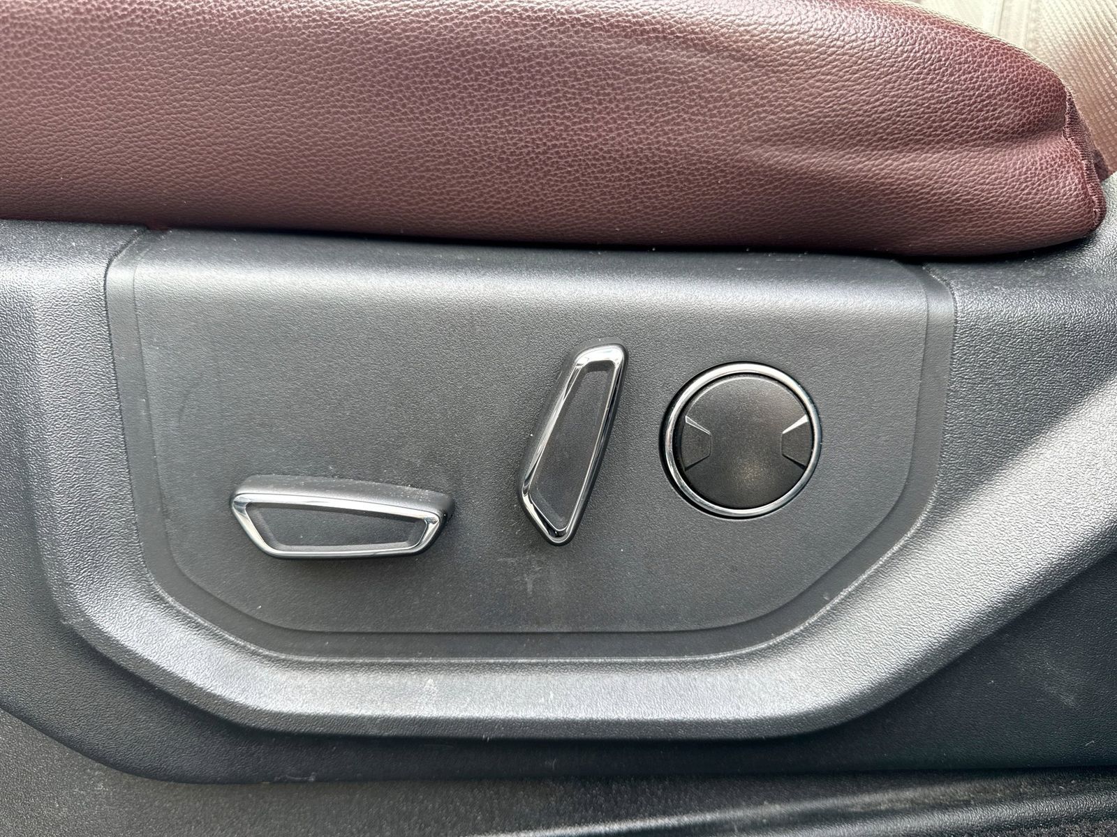 Thumbnail: 2022 Ford Expedition - 38