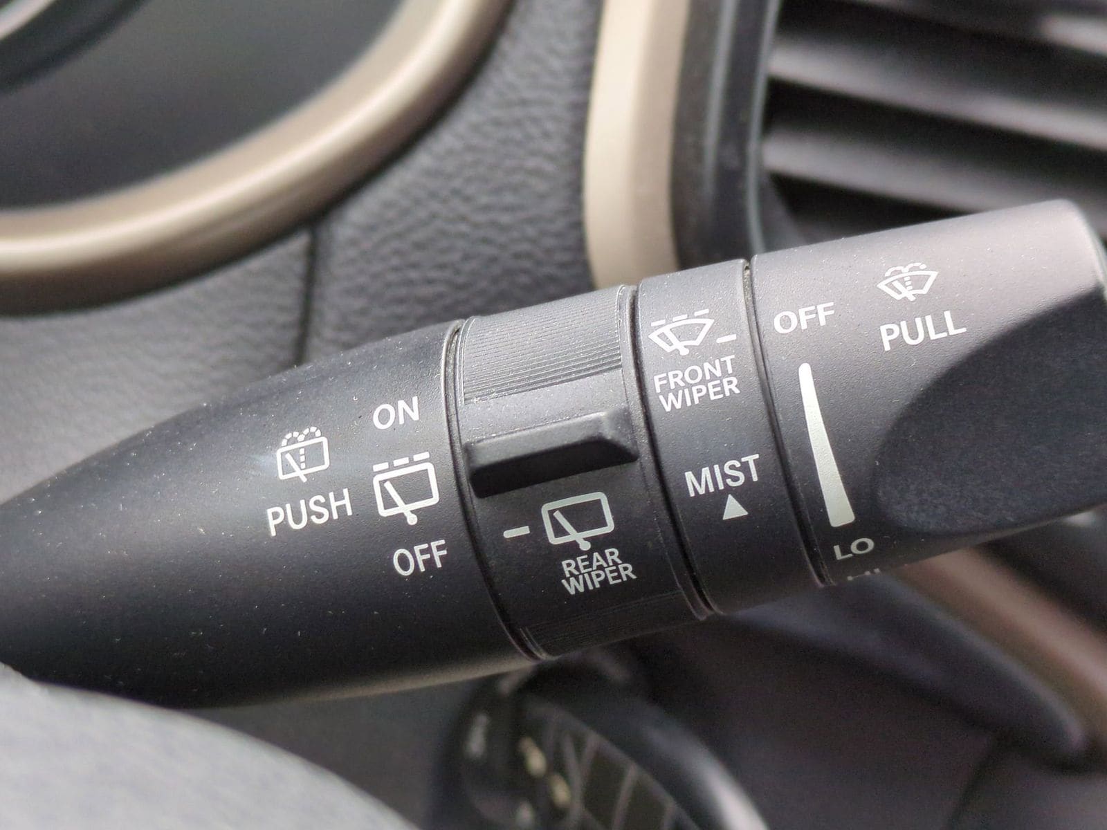 Thumbnail: 2014 Jeep Cherokee - 26