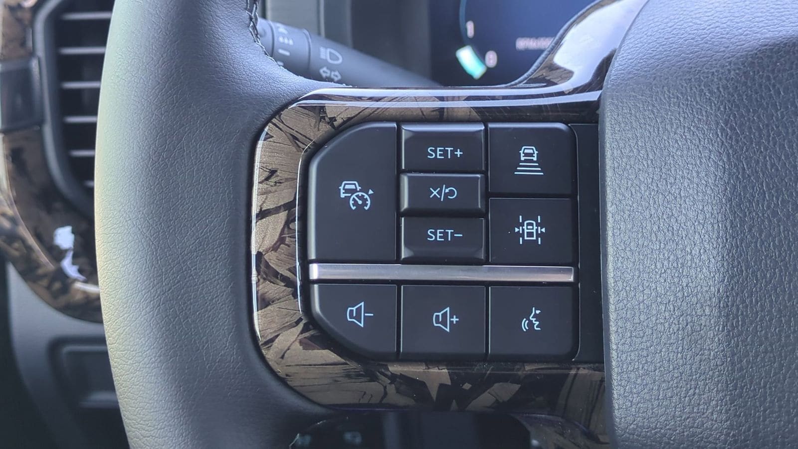 Thumbnail: 2025 Ford F-150 - 25