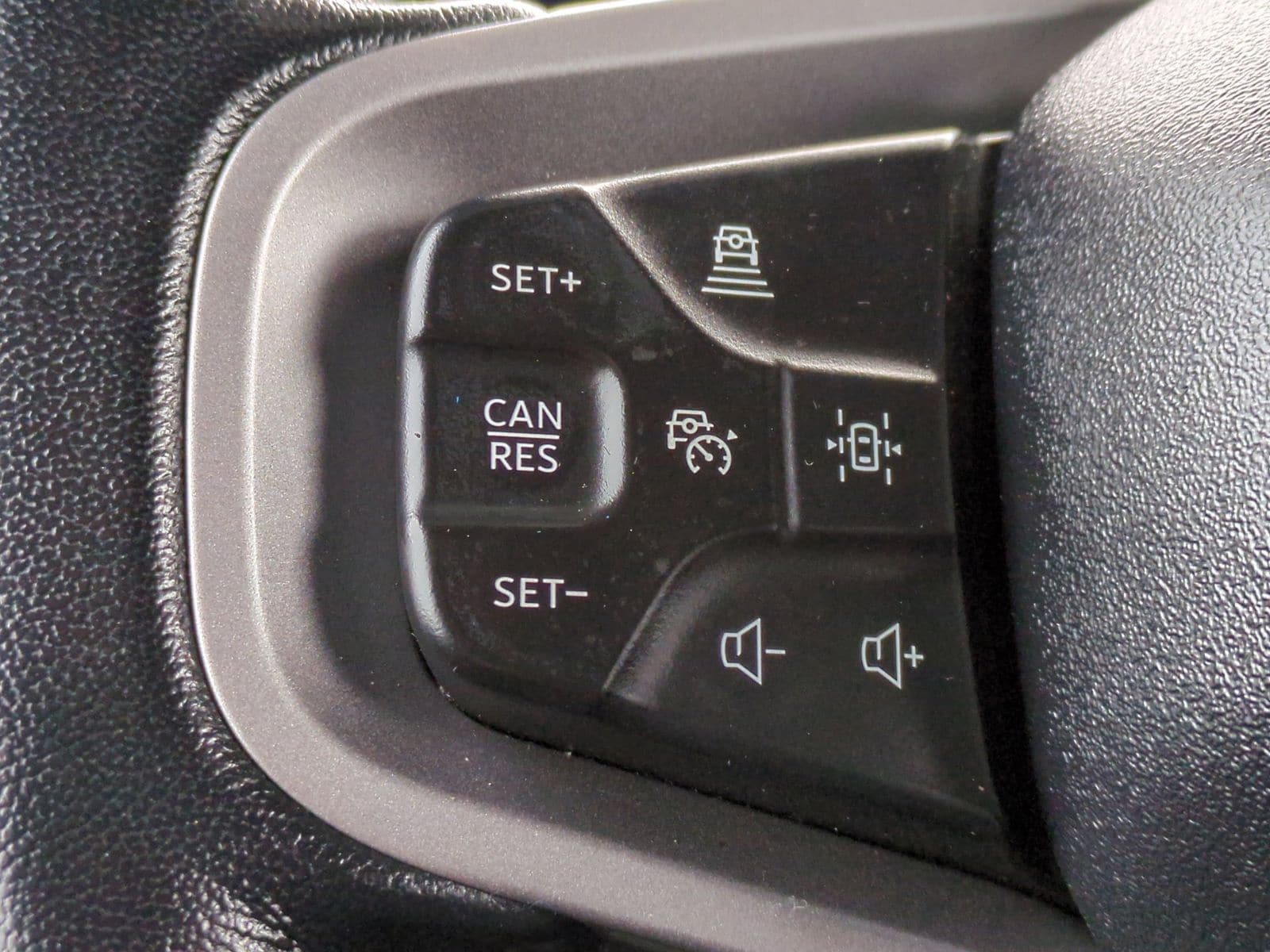 Thumbnail: 2022 Ford Bronco - 29