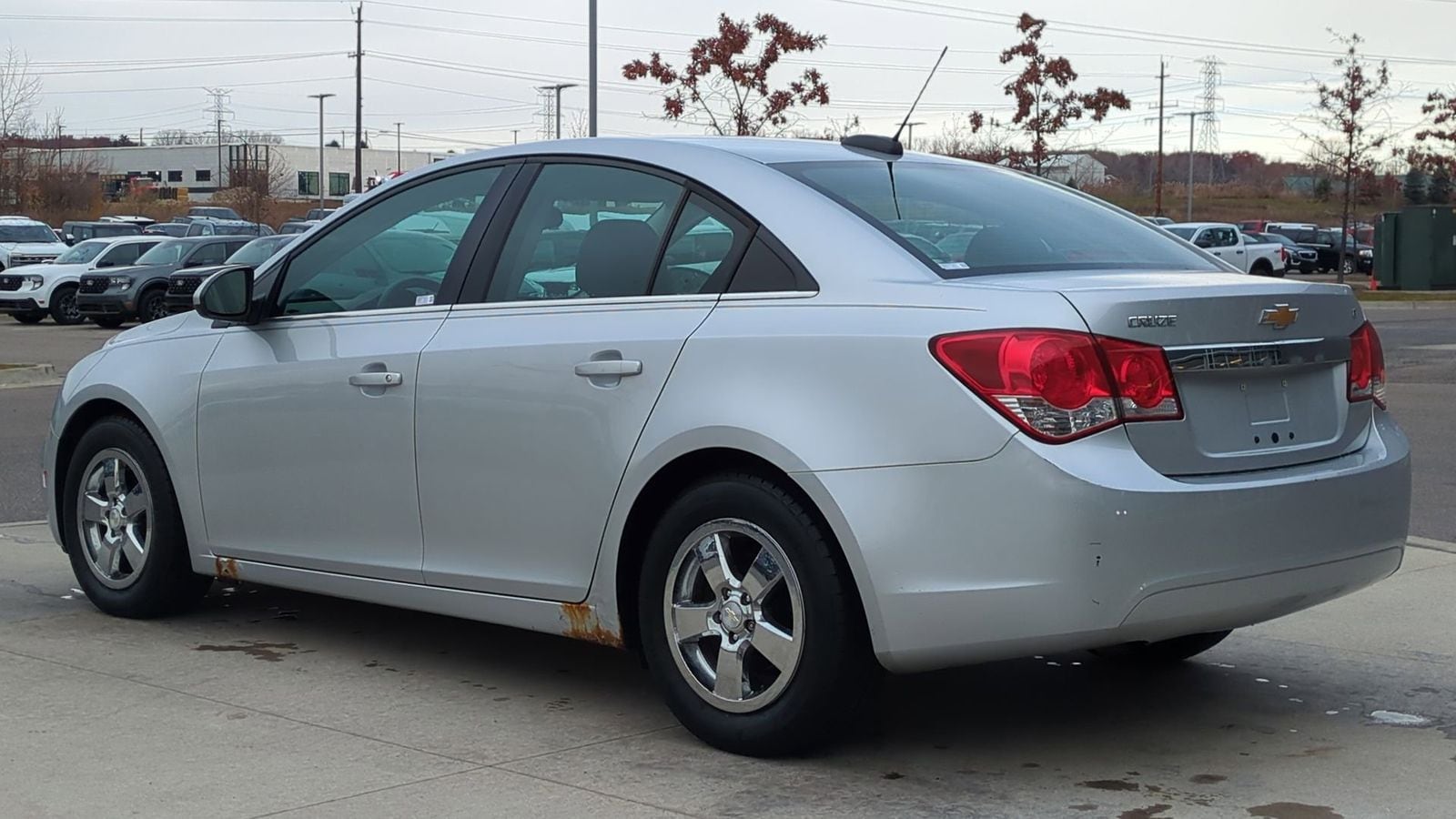 Thumbnail: 2016 Chevrolet Cruze - 3