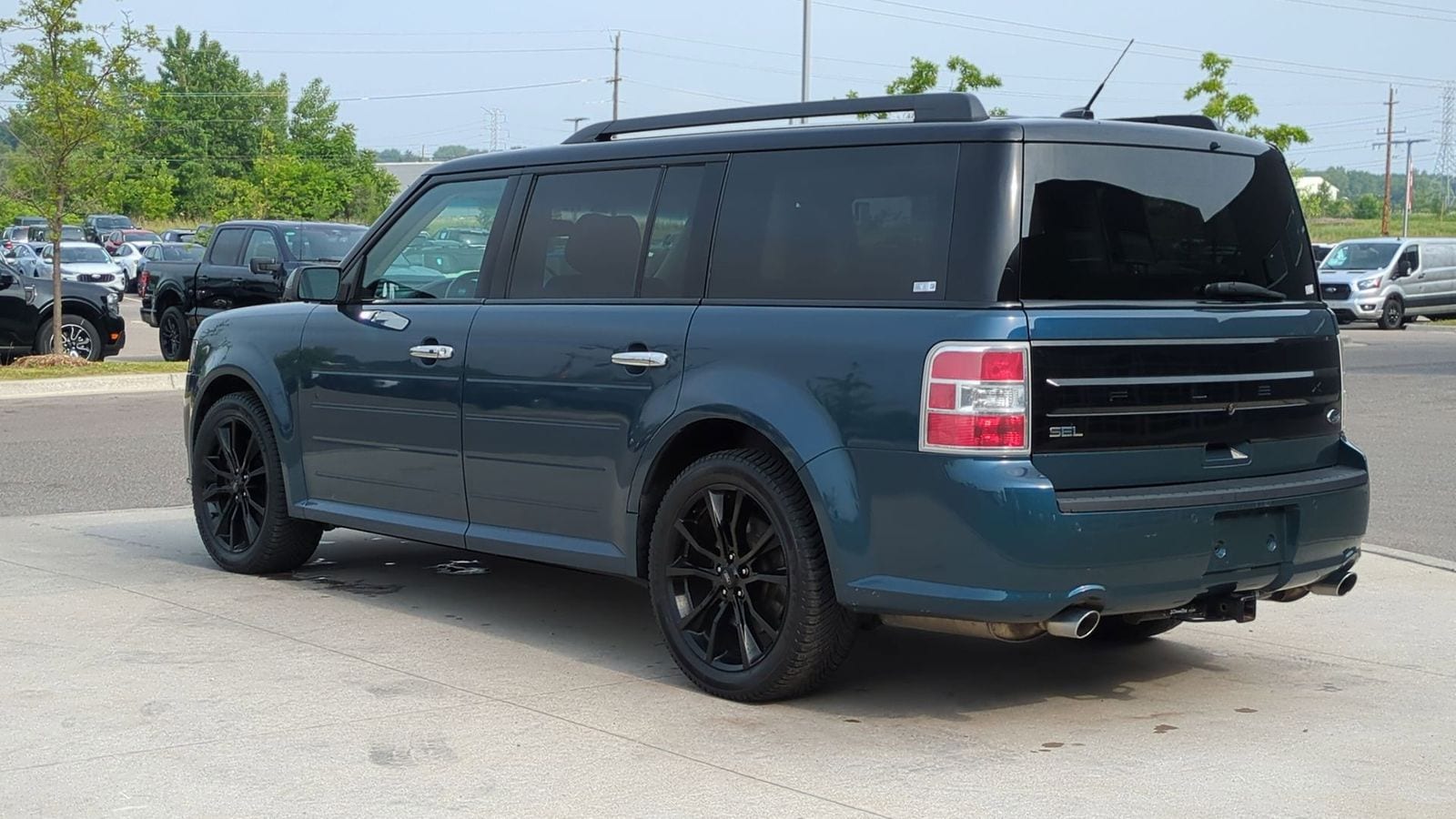 Thumbnail: 2016 Ford Flex - 3