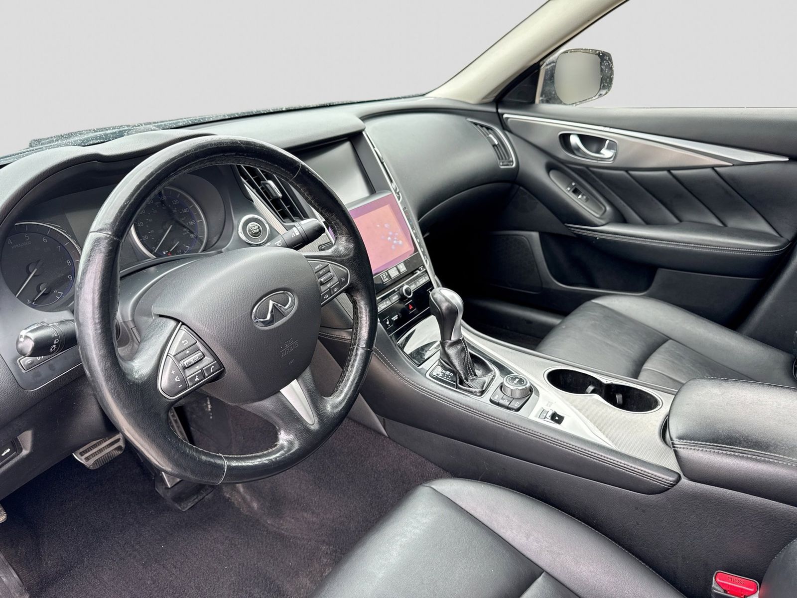 Thumbnail: 2015 INFINITI Q50 - 2