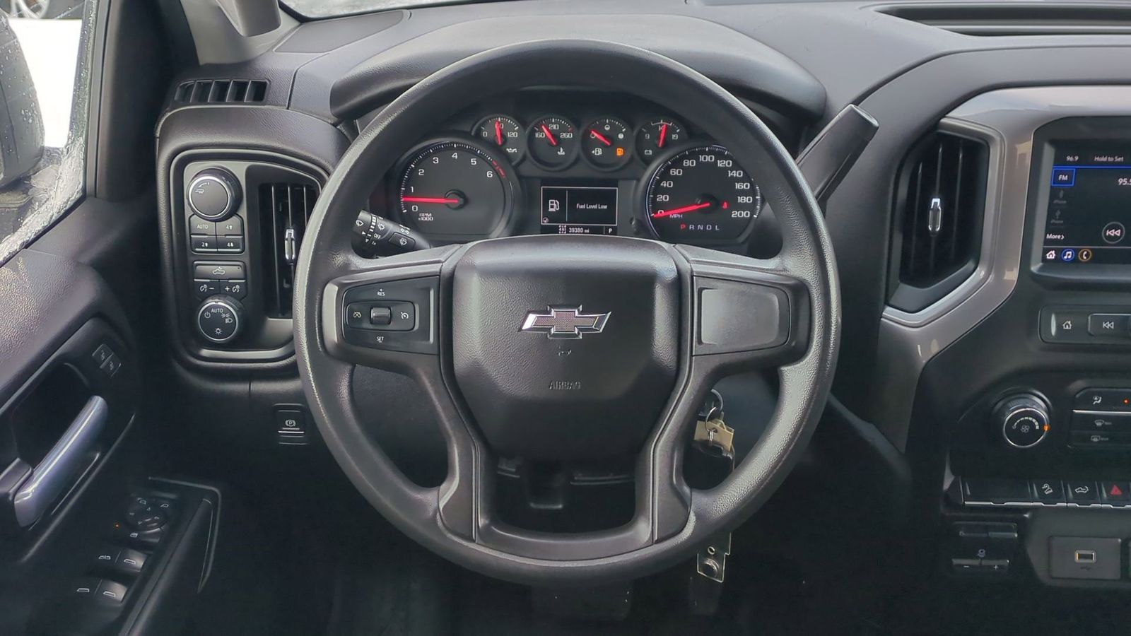 Thumbnail: 2020 Chevrolet Silverado 1500 - 25