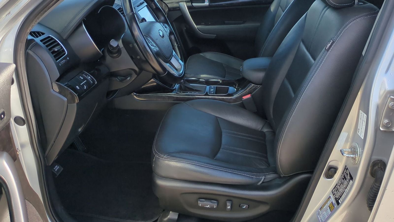 Thumbnail: 2014 Kia Sorento - 15