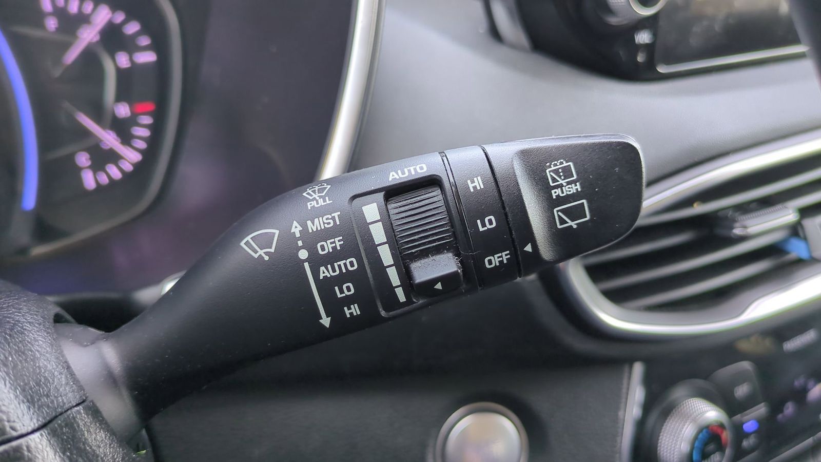 Thumbnail: 2019 Hyundai Santa Fe - 27