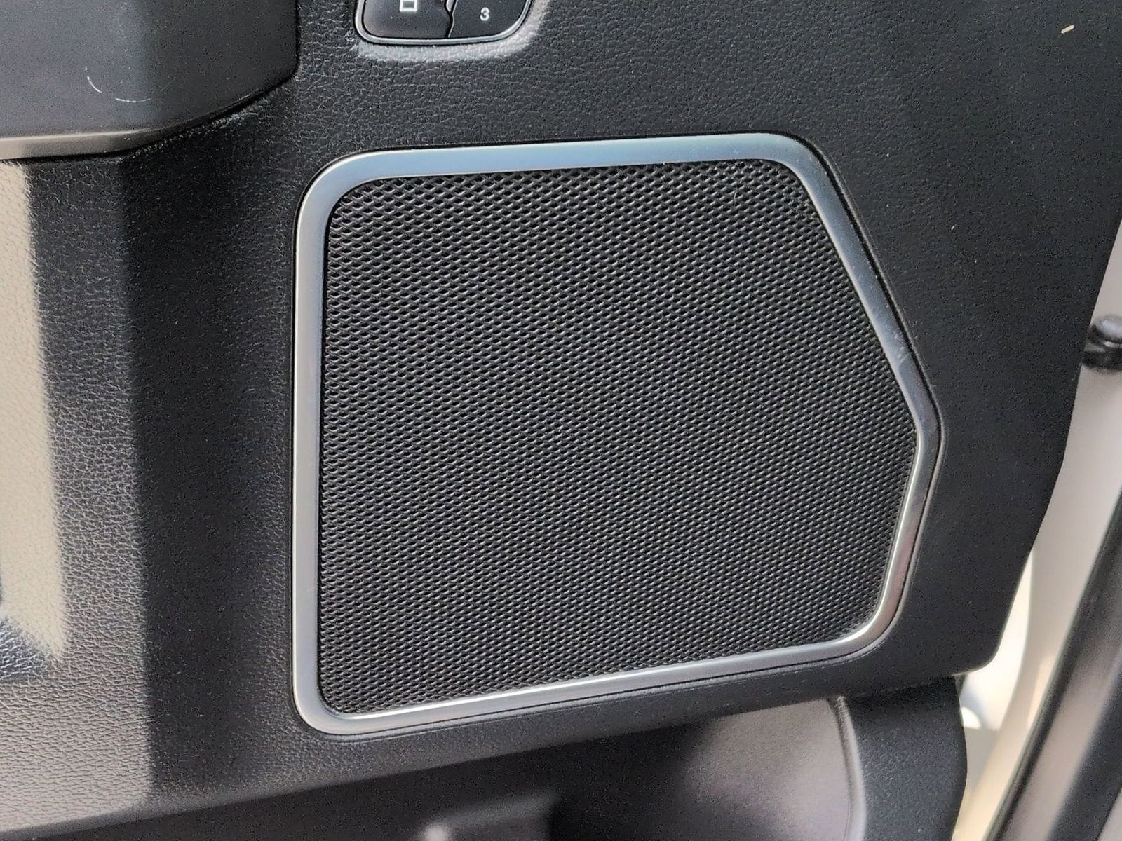 Thumbnail: 2018 Ford F-150 - 36