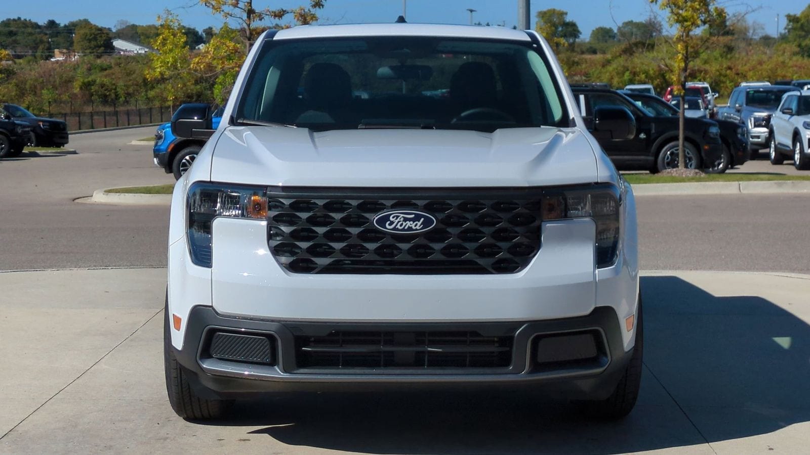 Thumbnail: 2025 Ford Maverick - 9