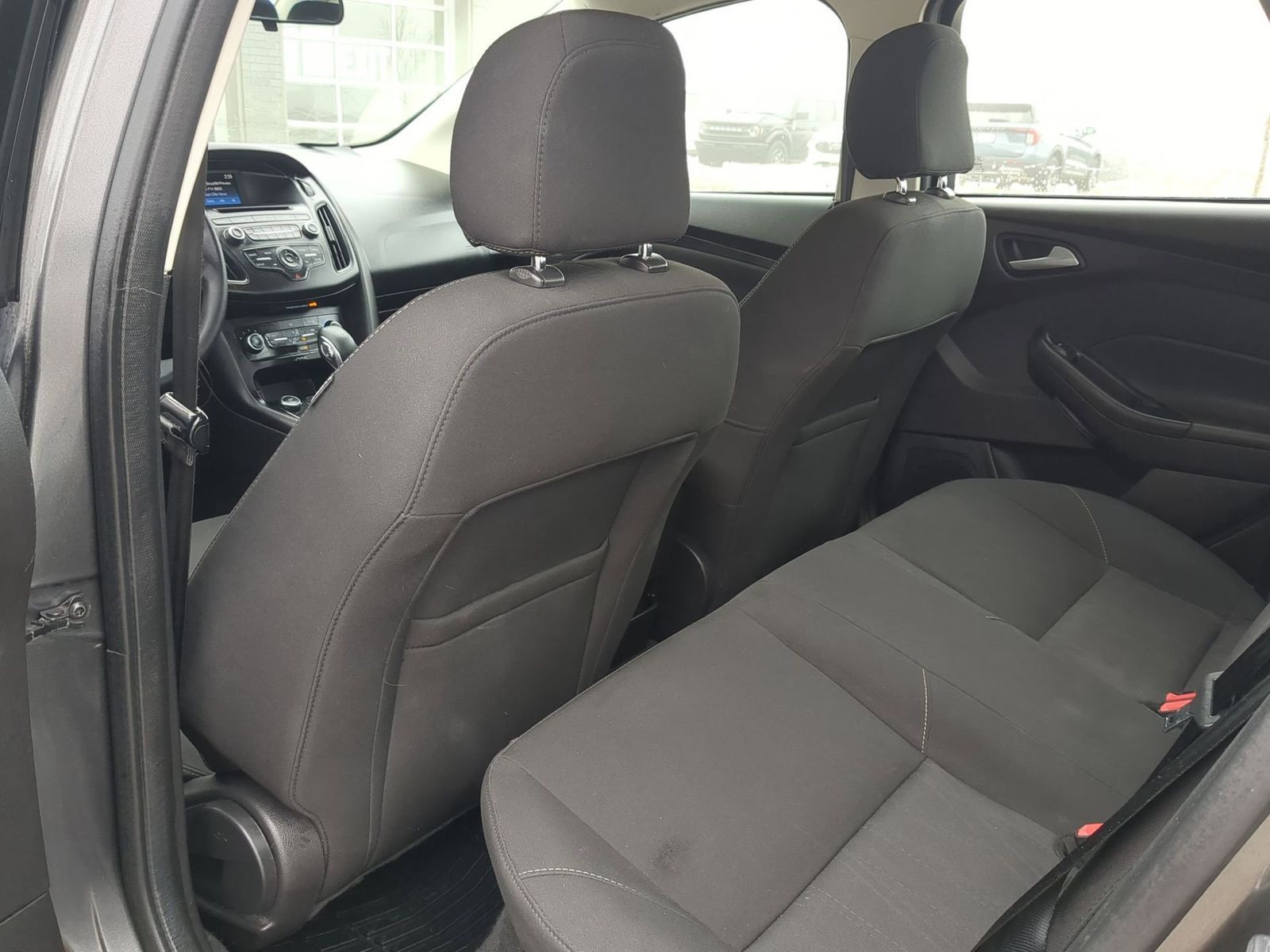 Thumbnail: 2017 Ford Focus - 19