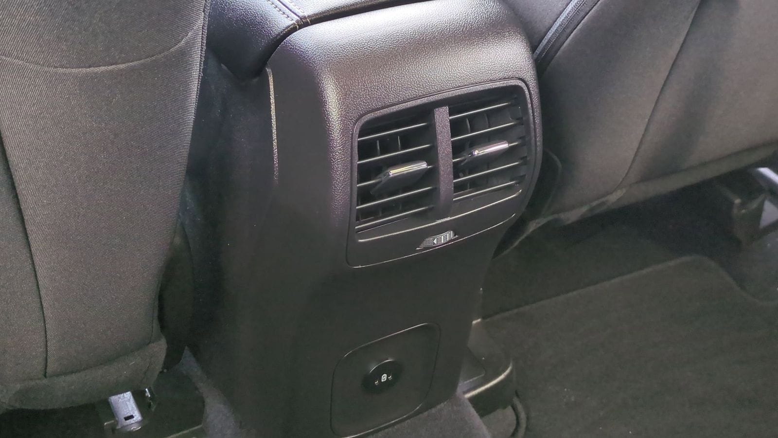 Thumbnail: 2023 Ford Escape - 18