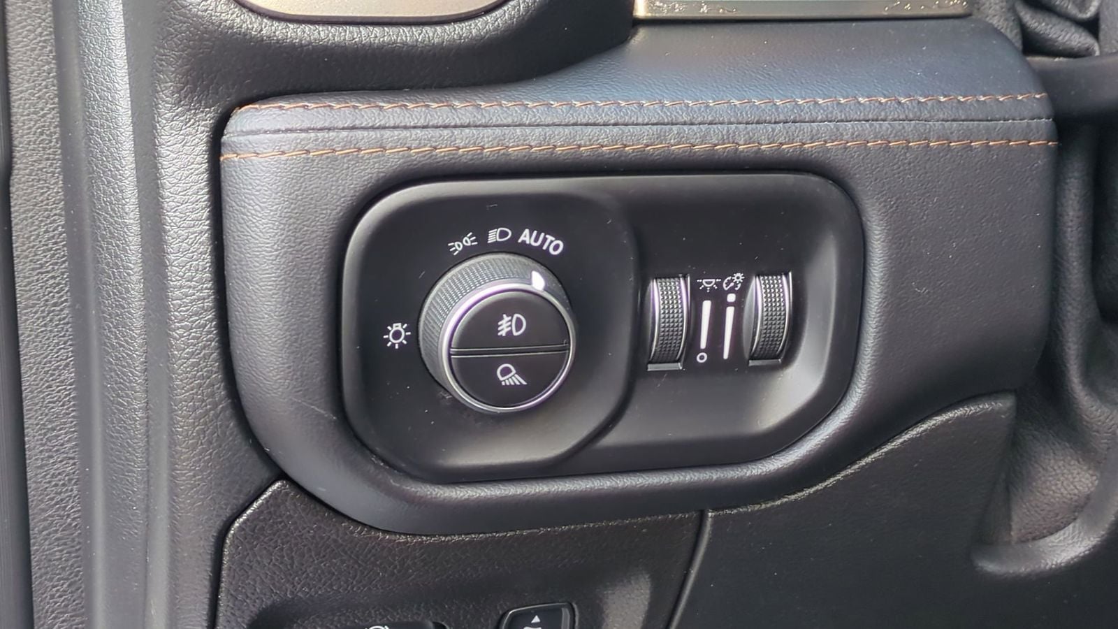 Thumbnail: 2022 RAM 1500 - 18