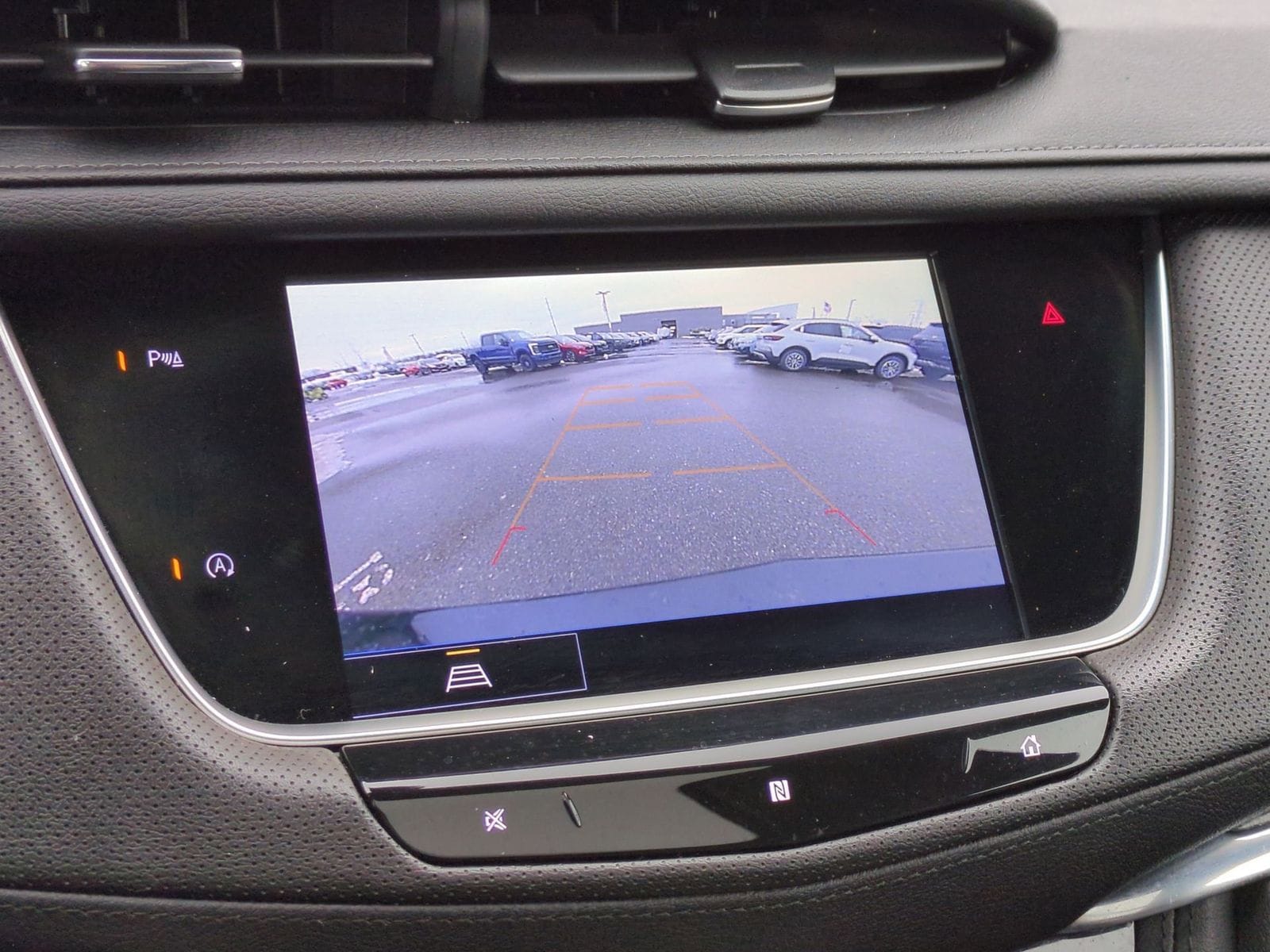 Thumbnail: 2021 Cadillac XT5 - 31