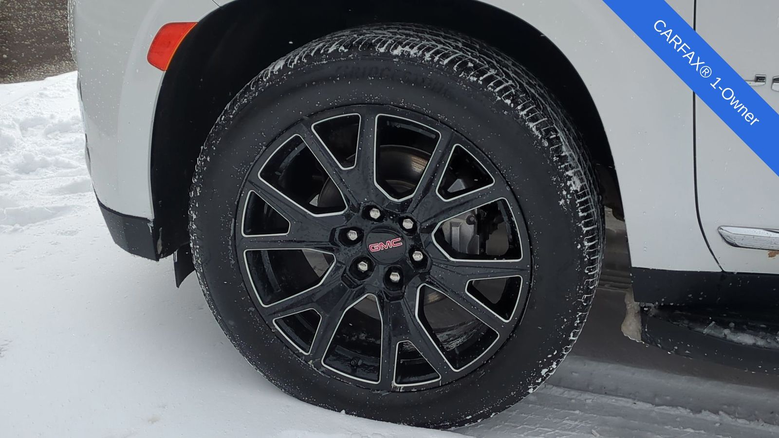 Thumbnail: 2023 GMC Yukon XL - 14