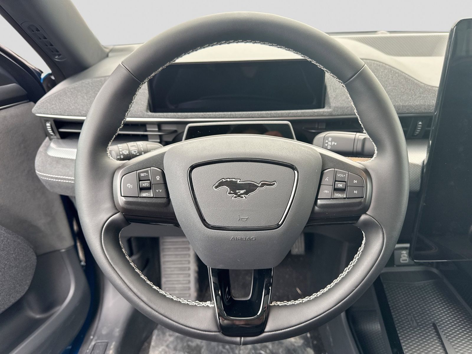 Thumbnail: 2025 Ford Mustang Mach-E - 19