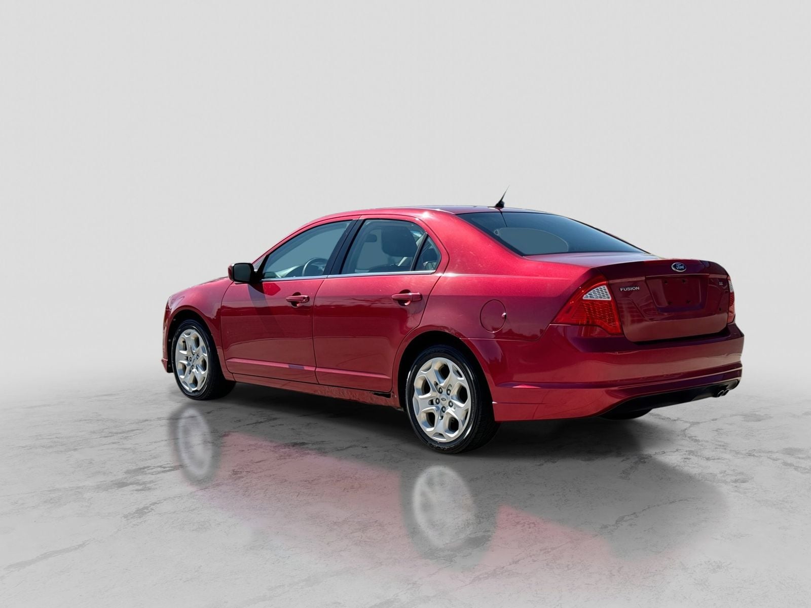 Thumbnail: 2010 Ford Fusion - 4