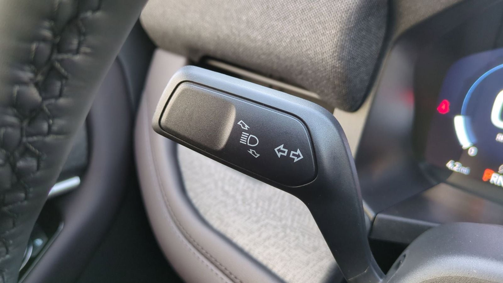 Thumbnail: 2026 Ford Explorer - 25