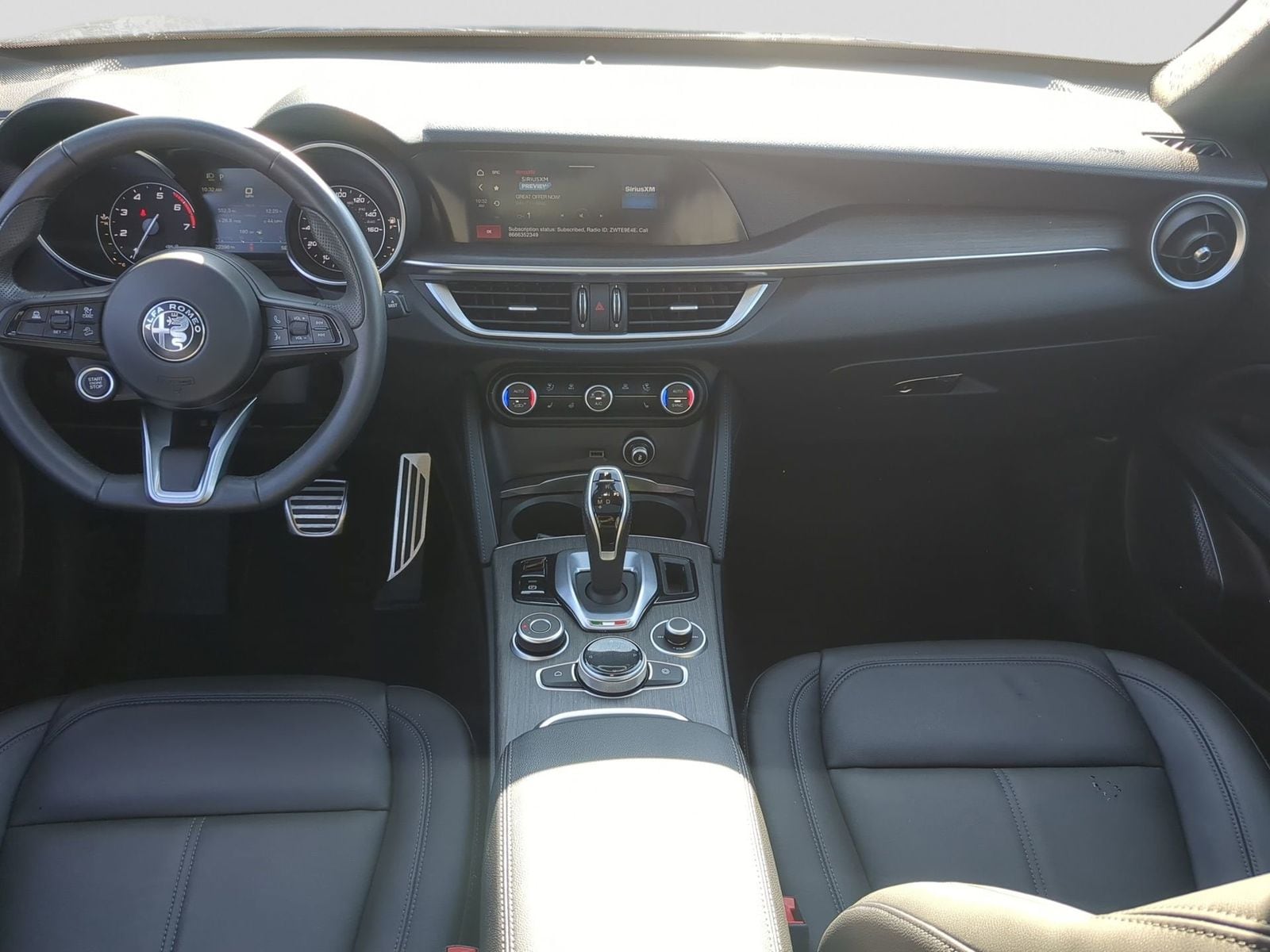 Thumbnail: 2023 Alfa Romeo Stelvio - 19