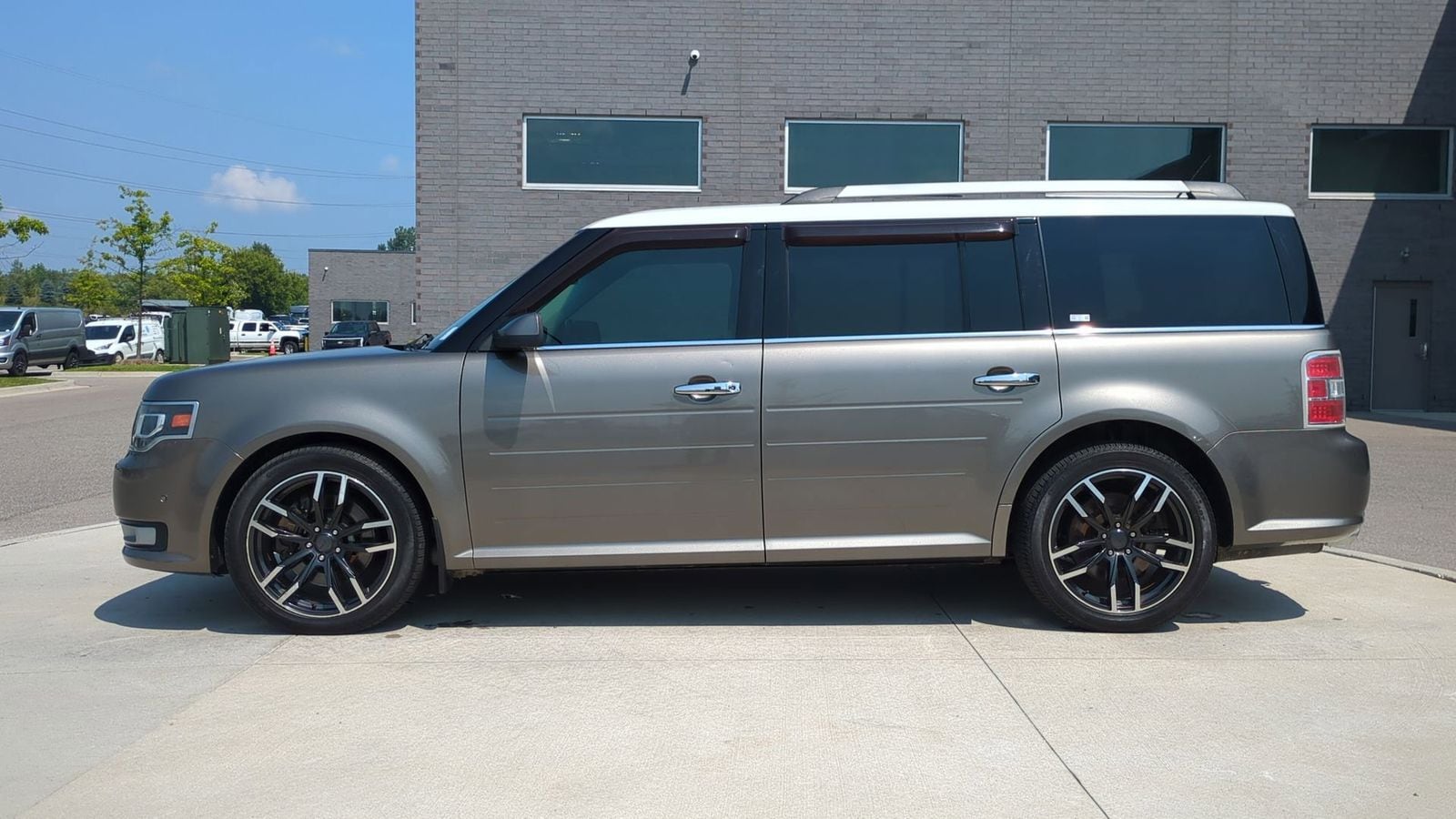Thumbnail: 2014 Ford Flex - 2