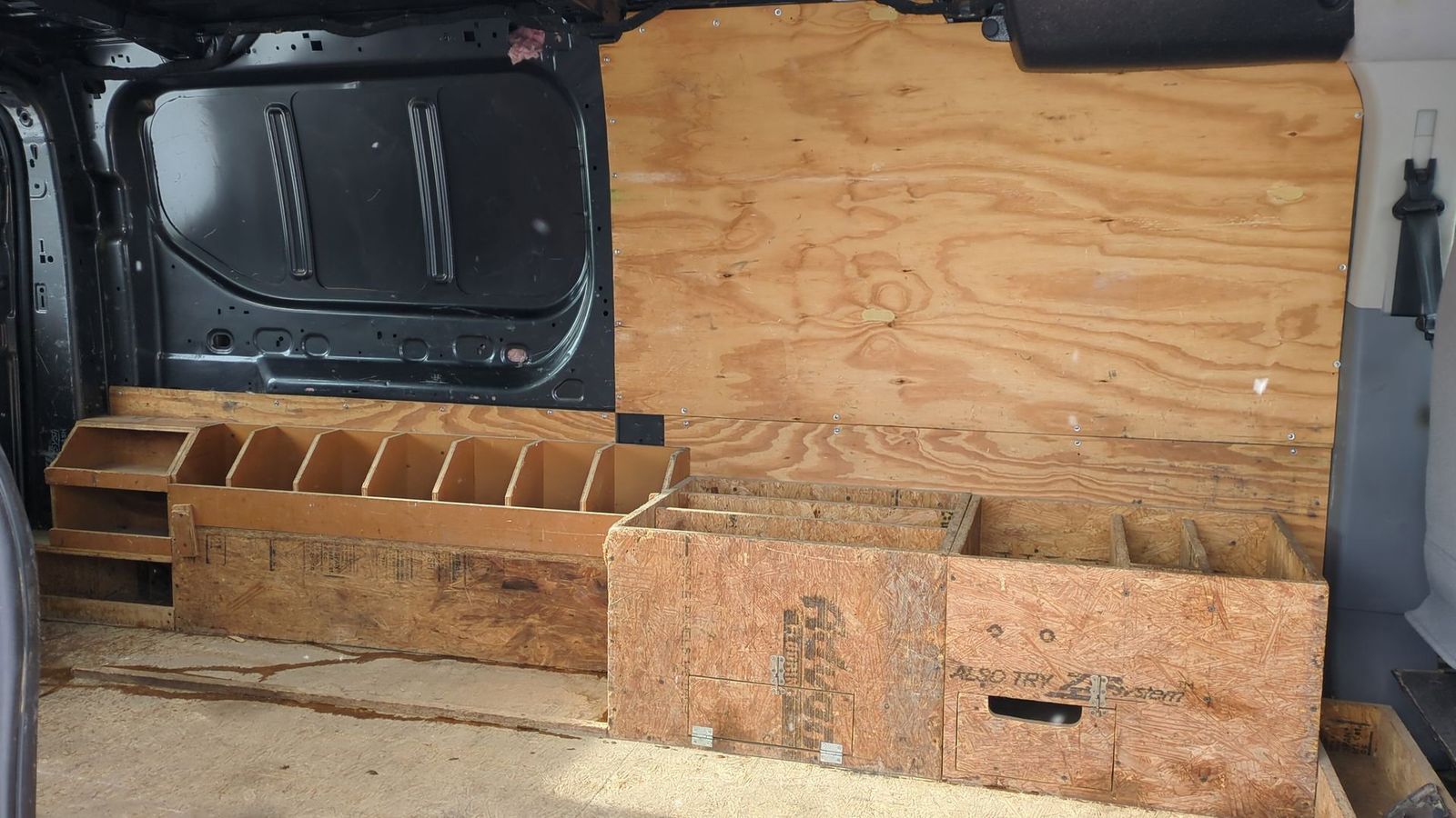 Thumbnail: 2017 Ford Transit Series - 18