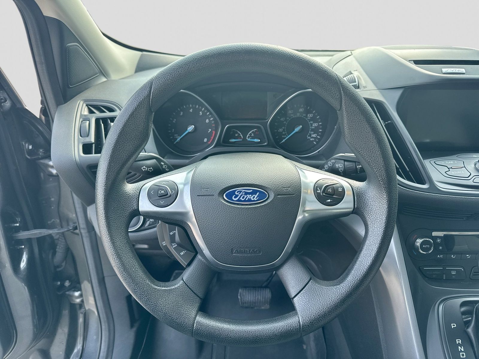 Thumbnail: 2015 Ford Escape - 24