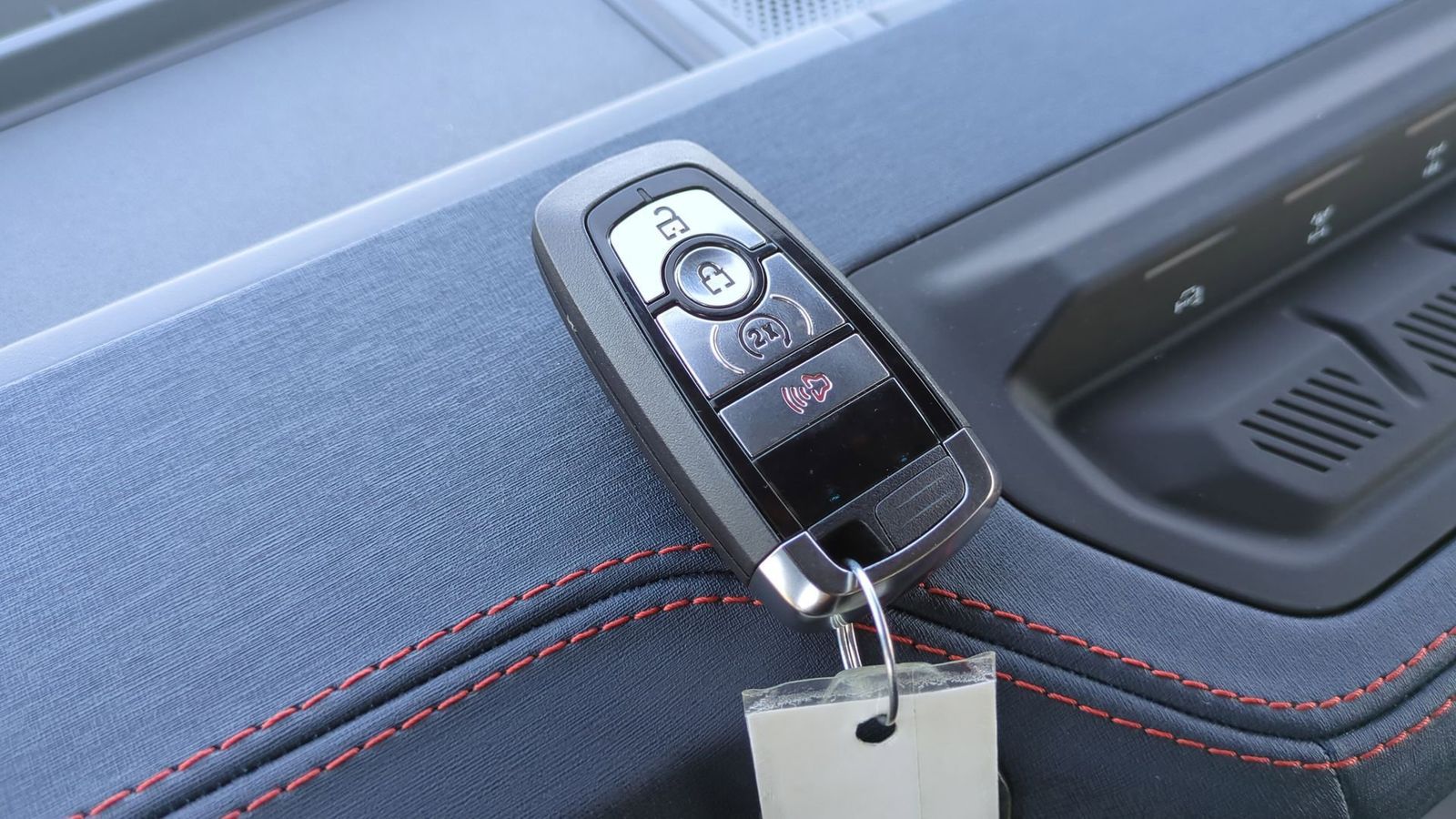 Thumbnail: 2025 Ford Bronco - 40