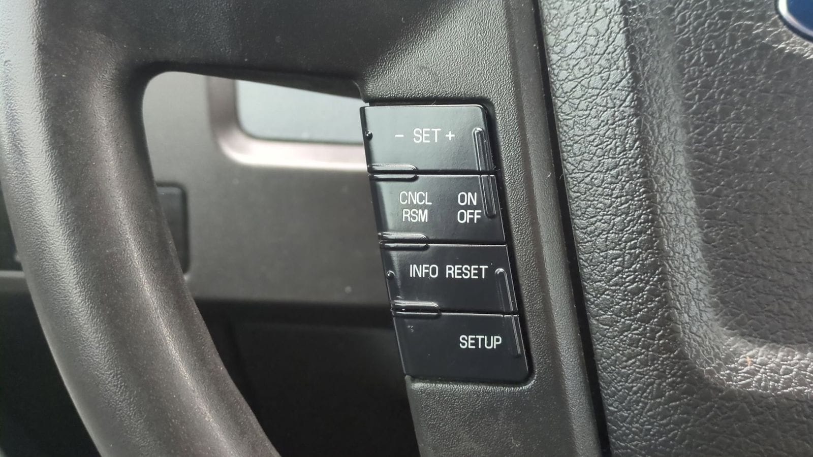 Thumbnail: 2014 Ford F-150 - 25