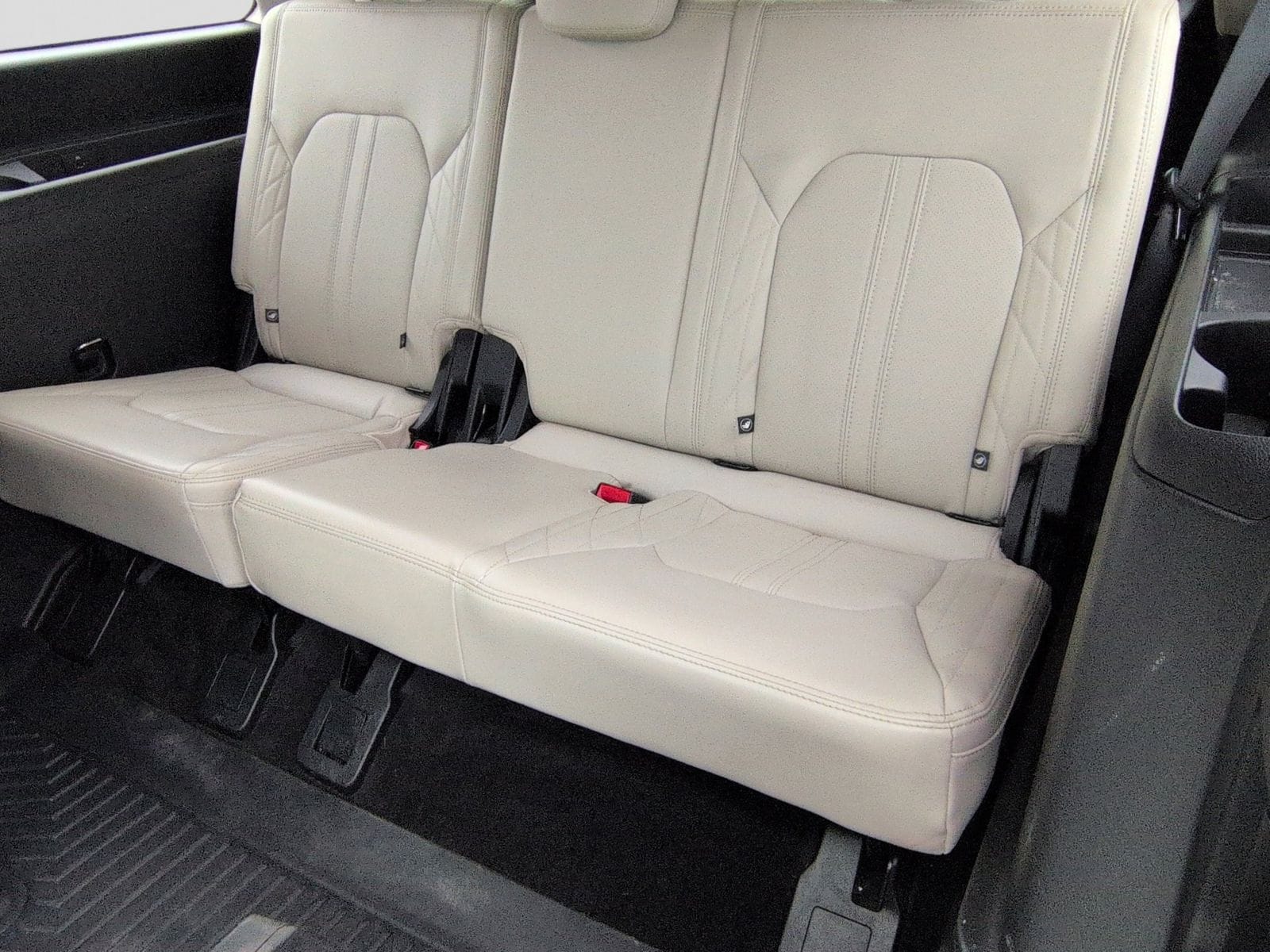 Thumbnail: 2019 Ford Expedition - 24