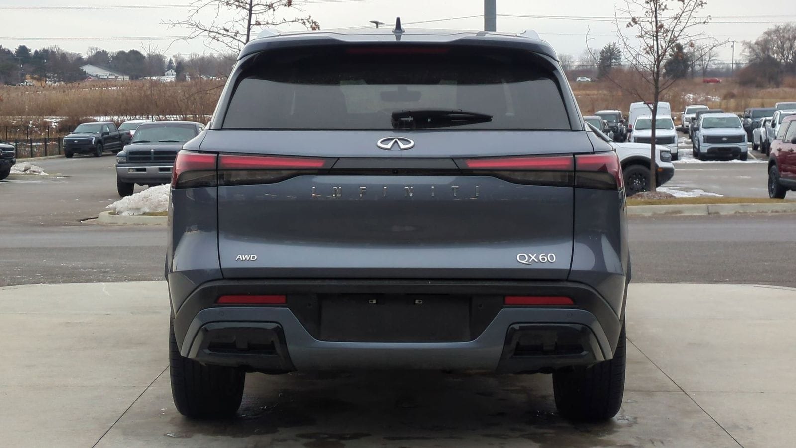 Thumbnail: 2023 INFINITI QX60 - 4