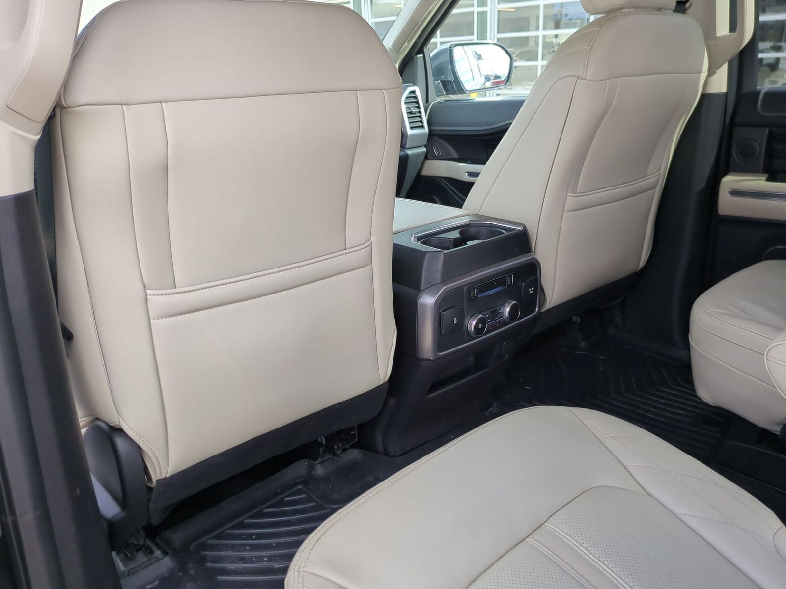 Thumbnail: 2019 Ford Expedition - 20