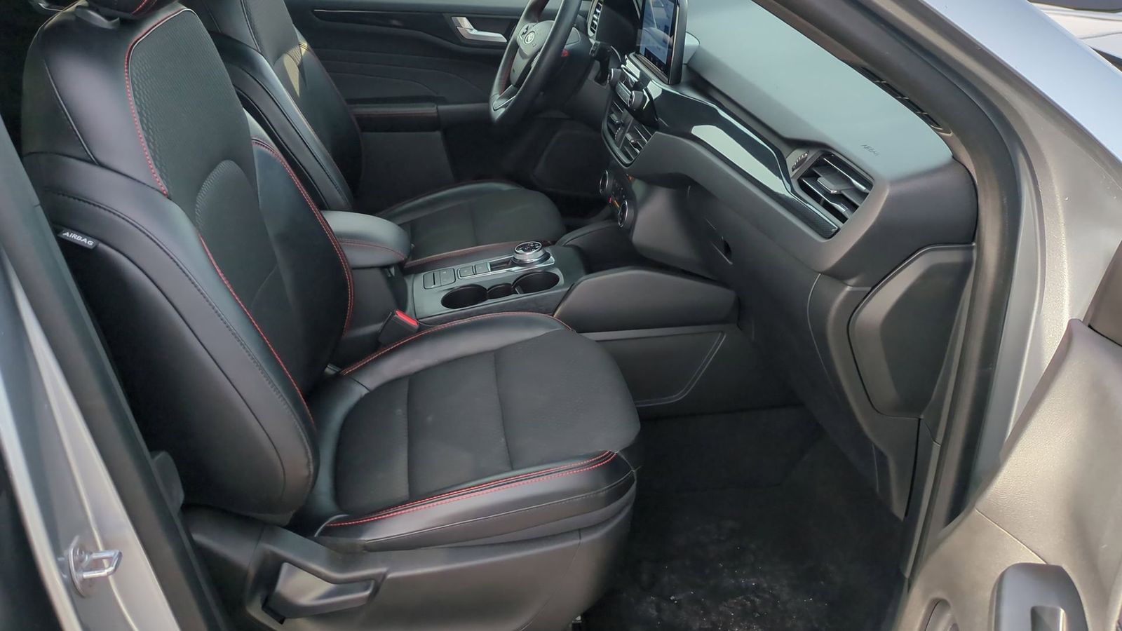 Thumbnail: 2023 Ford Escape - 21