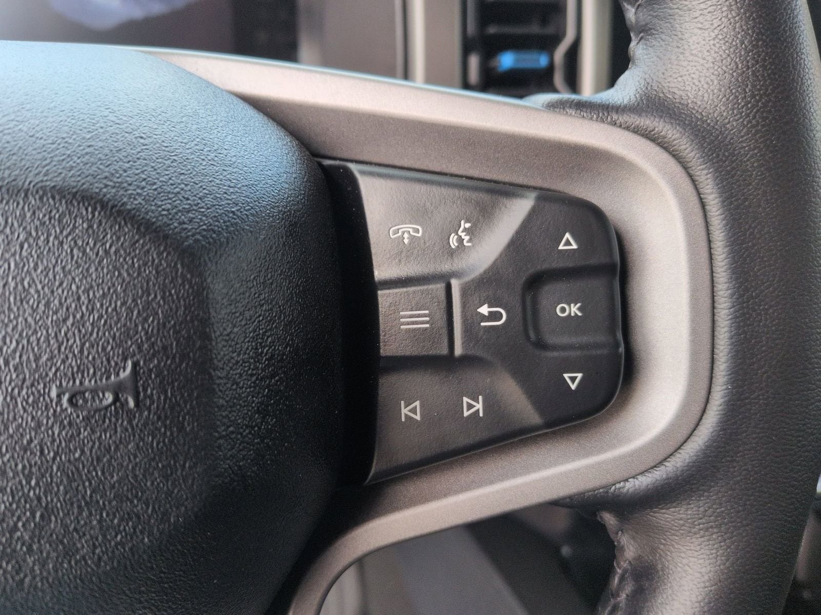 Thumbnail: 2023 Ford Bronco - 30