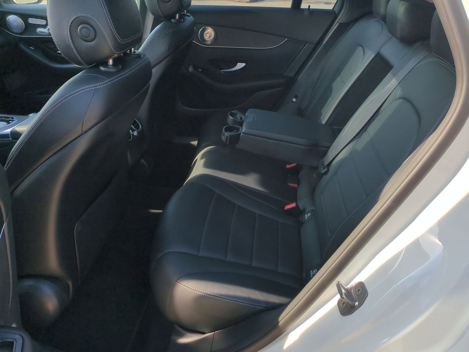 Thumbnail: 2017 Mercedes-Benz GLC - 22