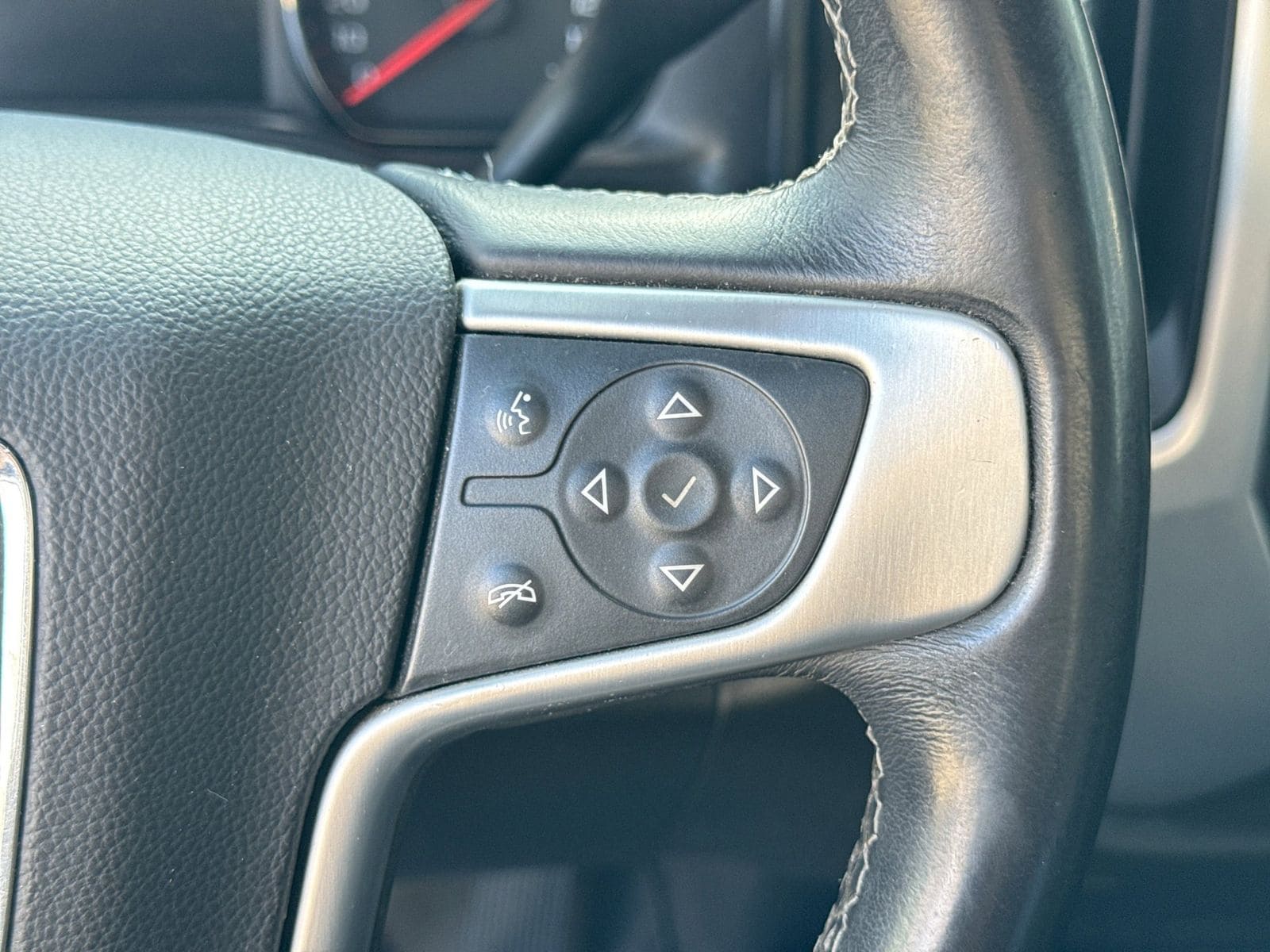 Thumbnail: 2015 GMC Sierra 1500 - 25