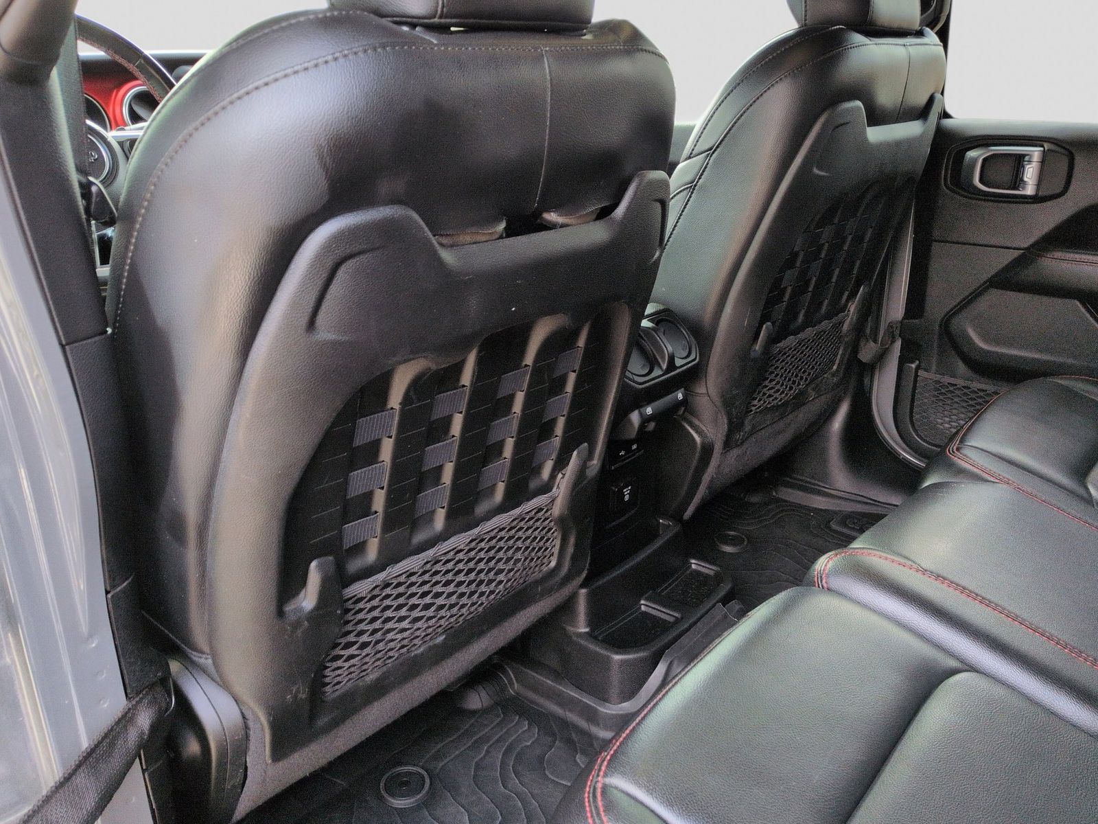 Thumbnail: 2020 Jeep Wrangler - 21