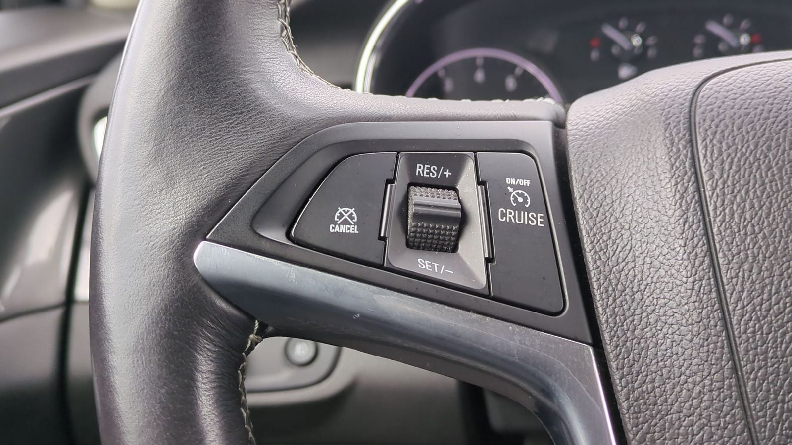 Thumbnail: 2017 Buick Encore - 24